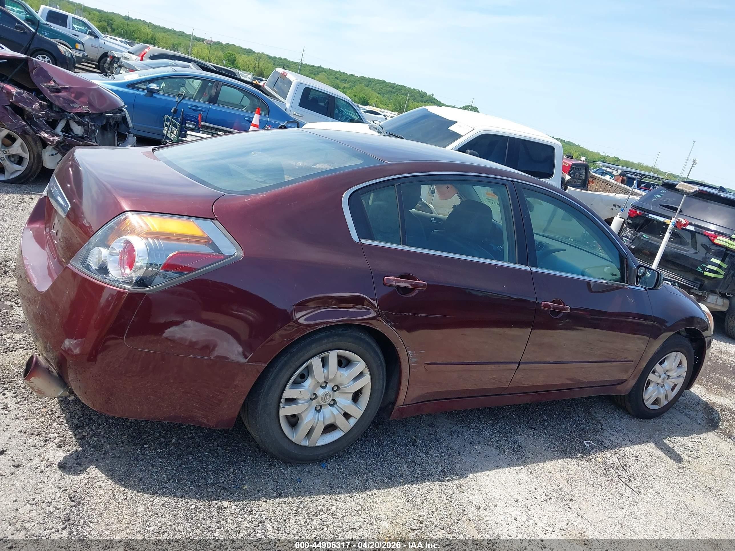 2012 Nissan Altima 2.5 S Maroon vin: 1N4AL2AP1CC207878
