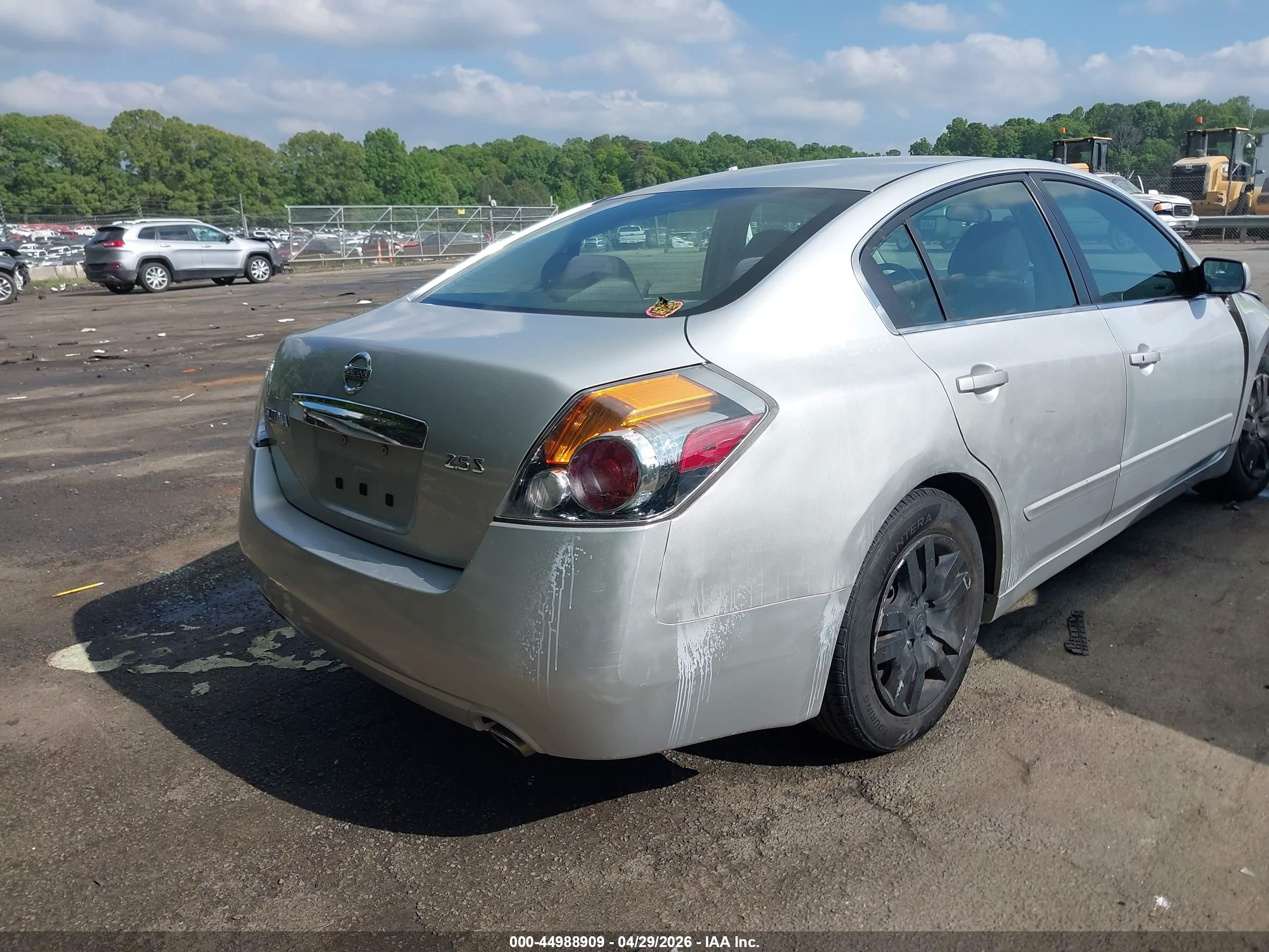 2012 Nissan Altima 2.5 S Серебряный vin: 1N4AL2AP1CC231825