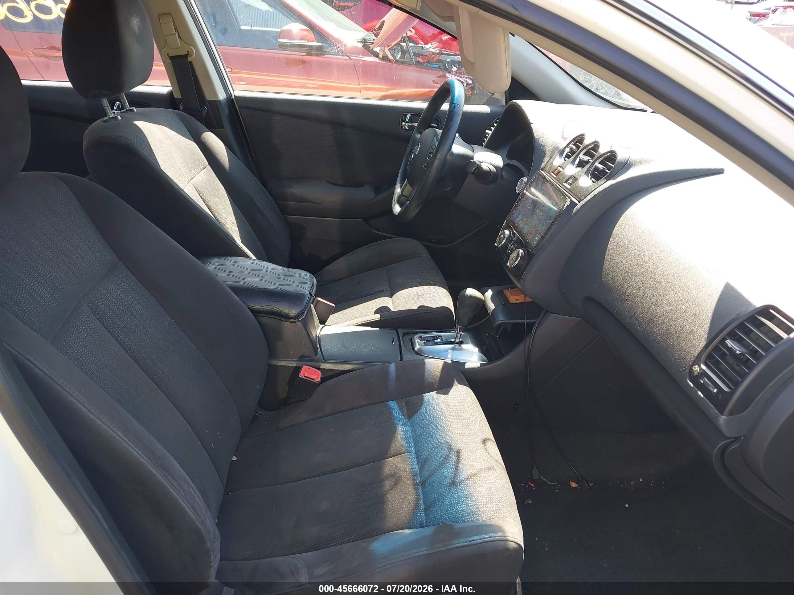 2012 Nissan Altima 2.5 S White vin: 1N4AL2AP1CC249578
