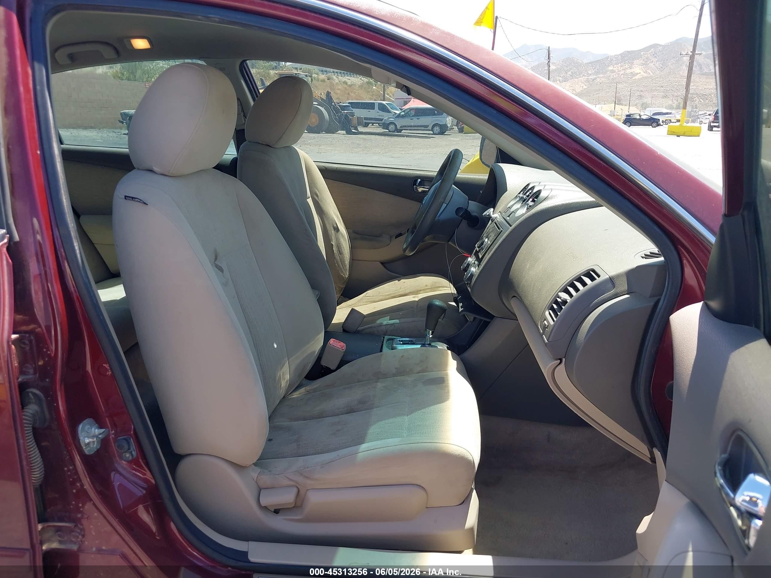 2012 Nissan Altima 2.5 S Burgundy vin: 1N4AL2AP1CN481148