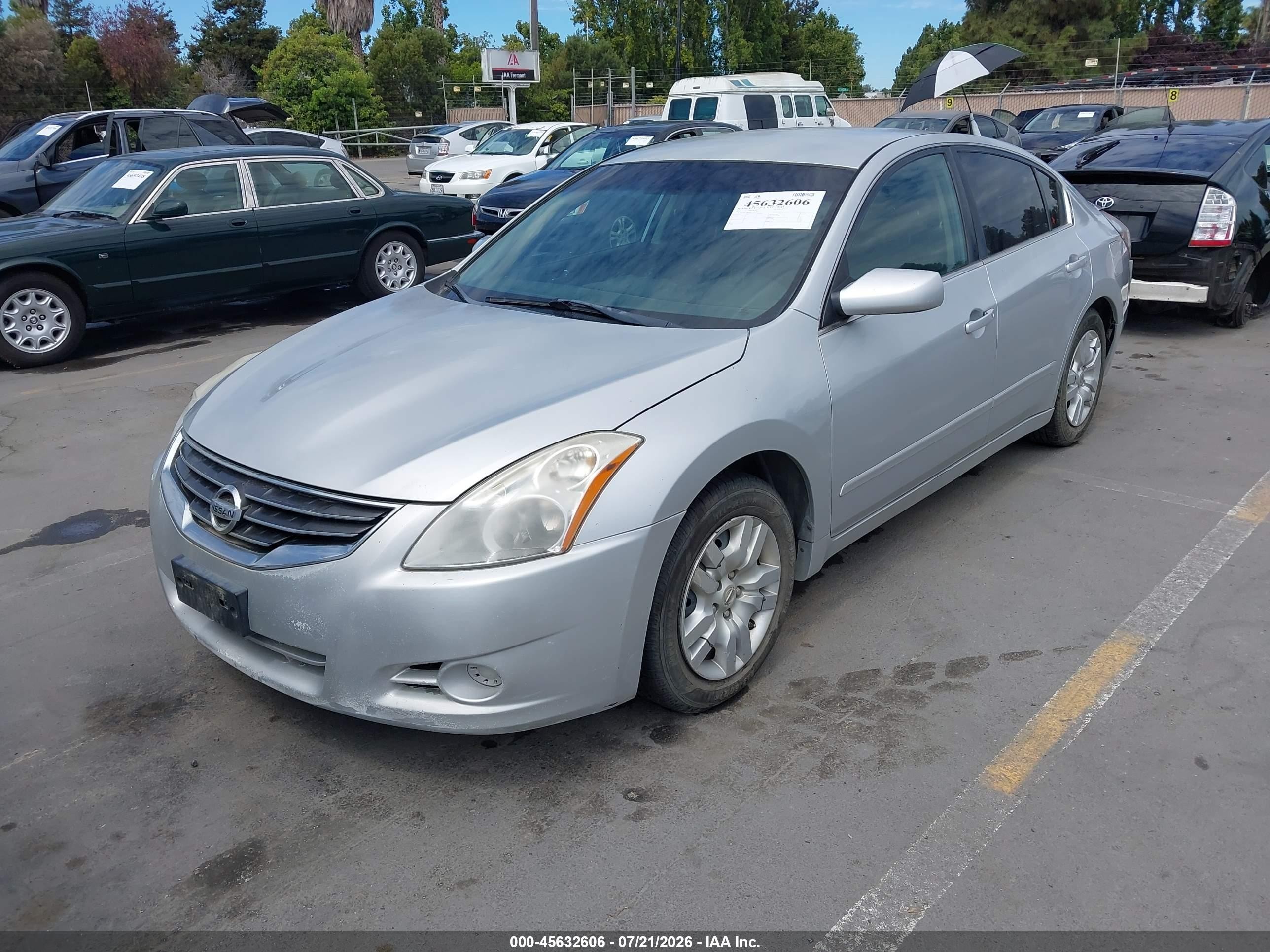 2012 Nissan Altima 2.5 S Silver vin: 1N4AL2AP1CN550985