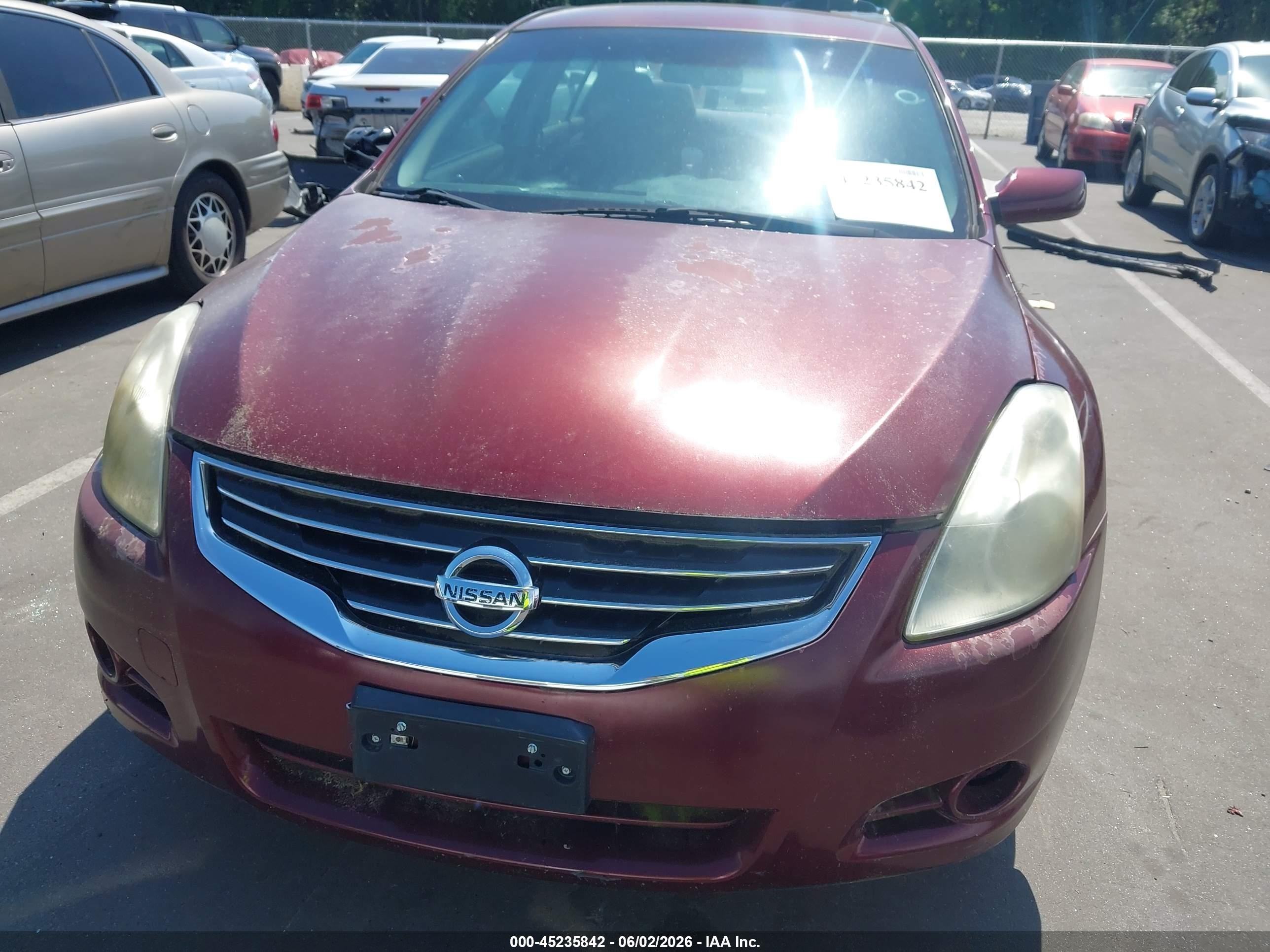 2012 Nissan Altima 2.5 S Burgundy vin: 1N4AL2AP1CN575580