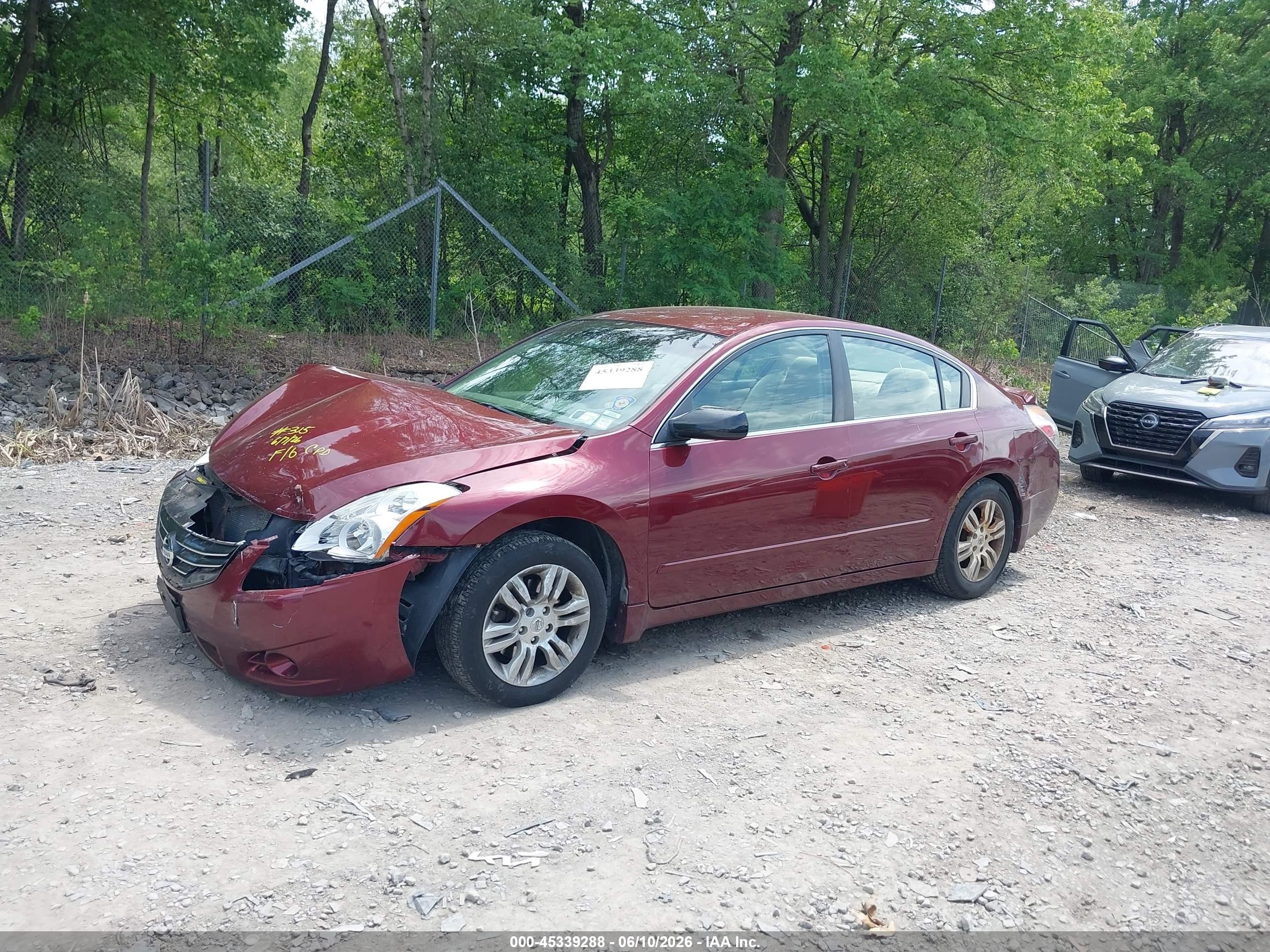 2012 Nissan Altima 2.5 S Burgundy vin: 1N4AL2AP1CN578320