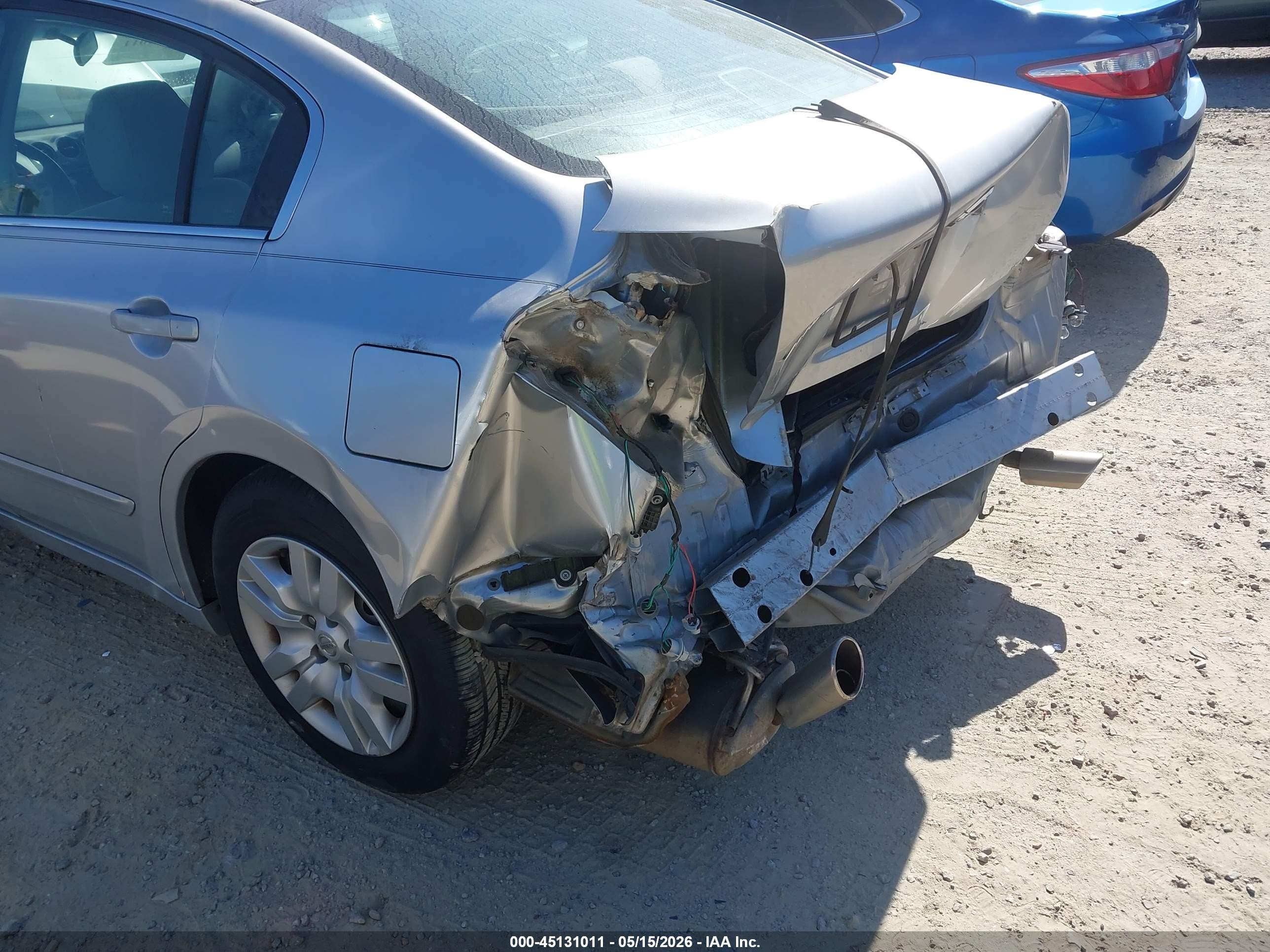2010 Nissan Altima 2.5 Серебряный vin: 1N4AL2AP2AC188254