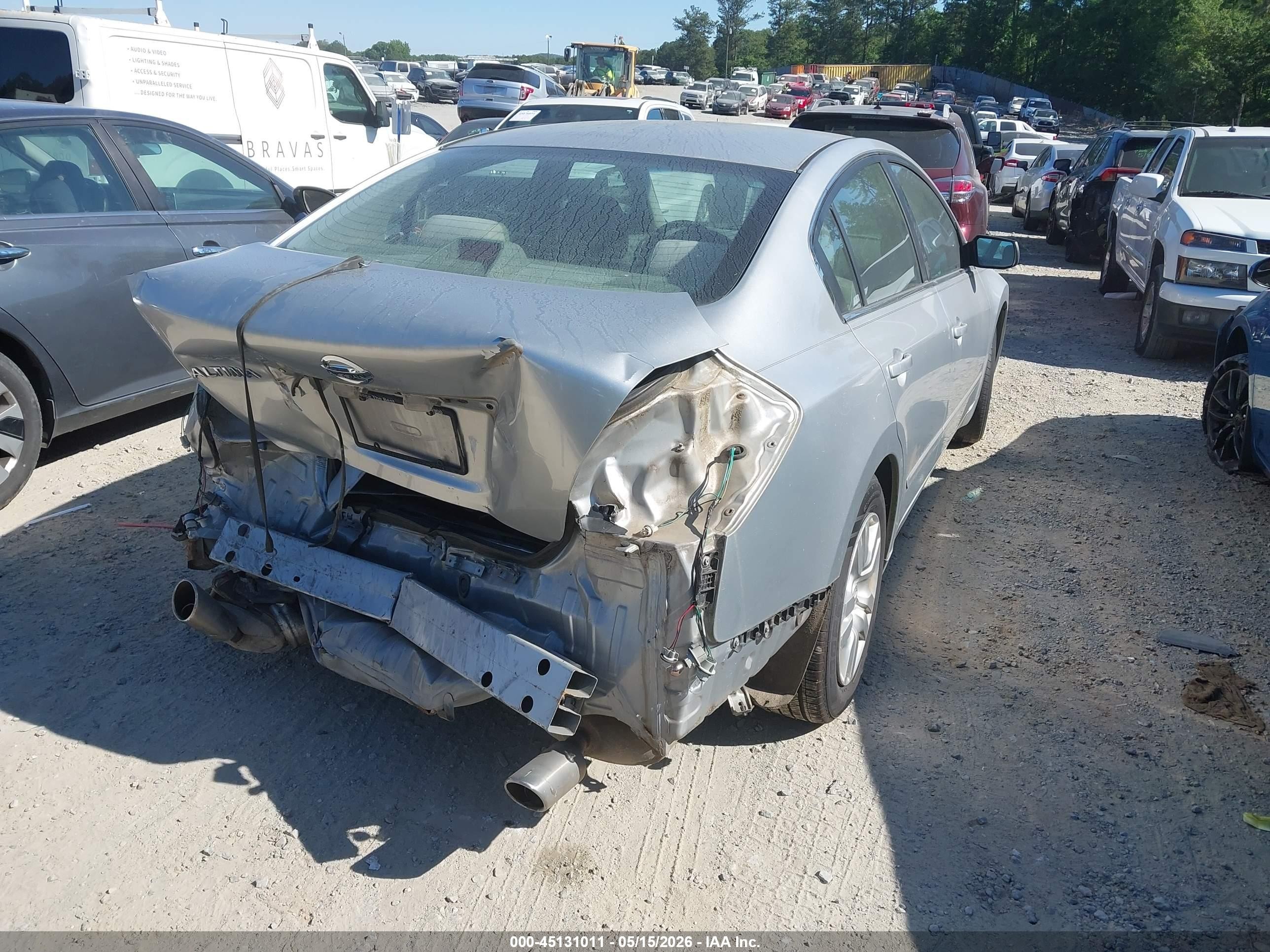 2010 Nissan Altima 2.5 Серебряный vin: 1N4AL2AP2AC188254