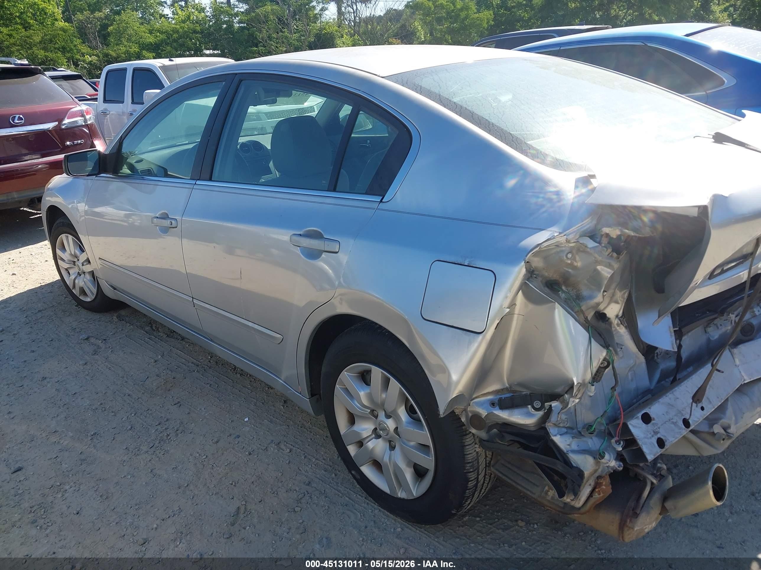2010 Nissan Altima 2.5 Серебряный vin: 1N4AL2AP2AC188254