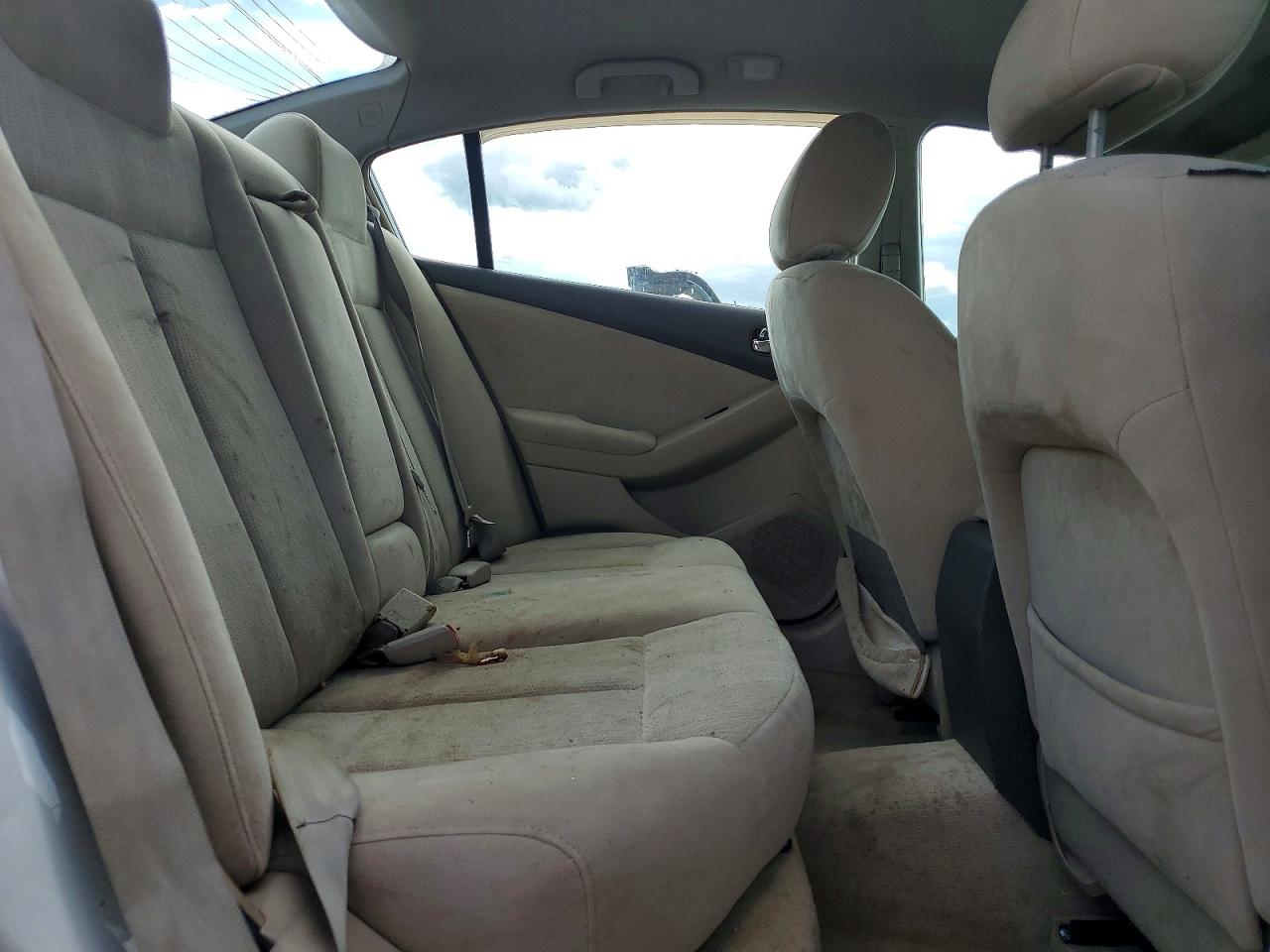 2010 Nissan Altima 2.5 White vin: 1N4AL2AP2AN400364