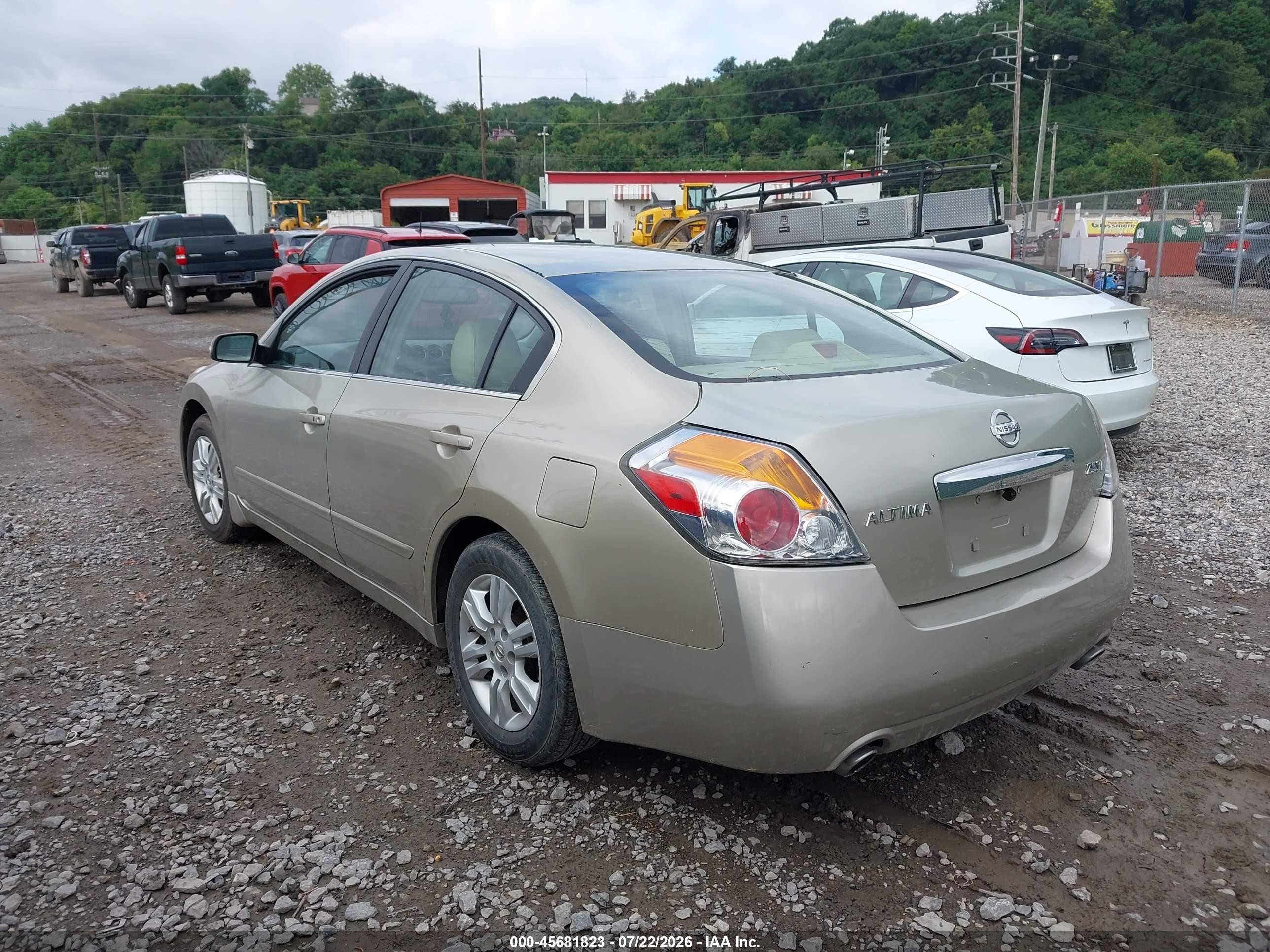 2010 Nissan Altima 2.5 S Tan vin: 1N4AL2AP2AN430027
