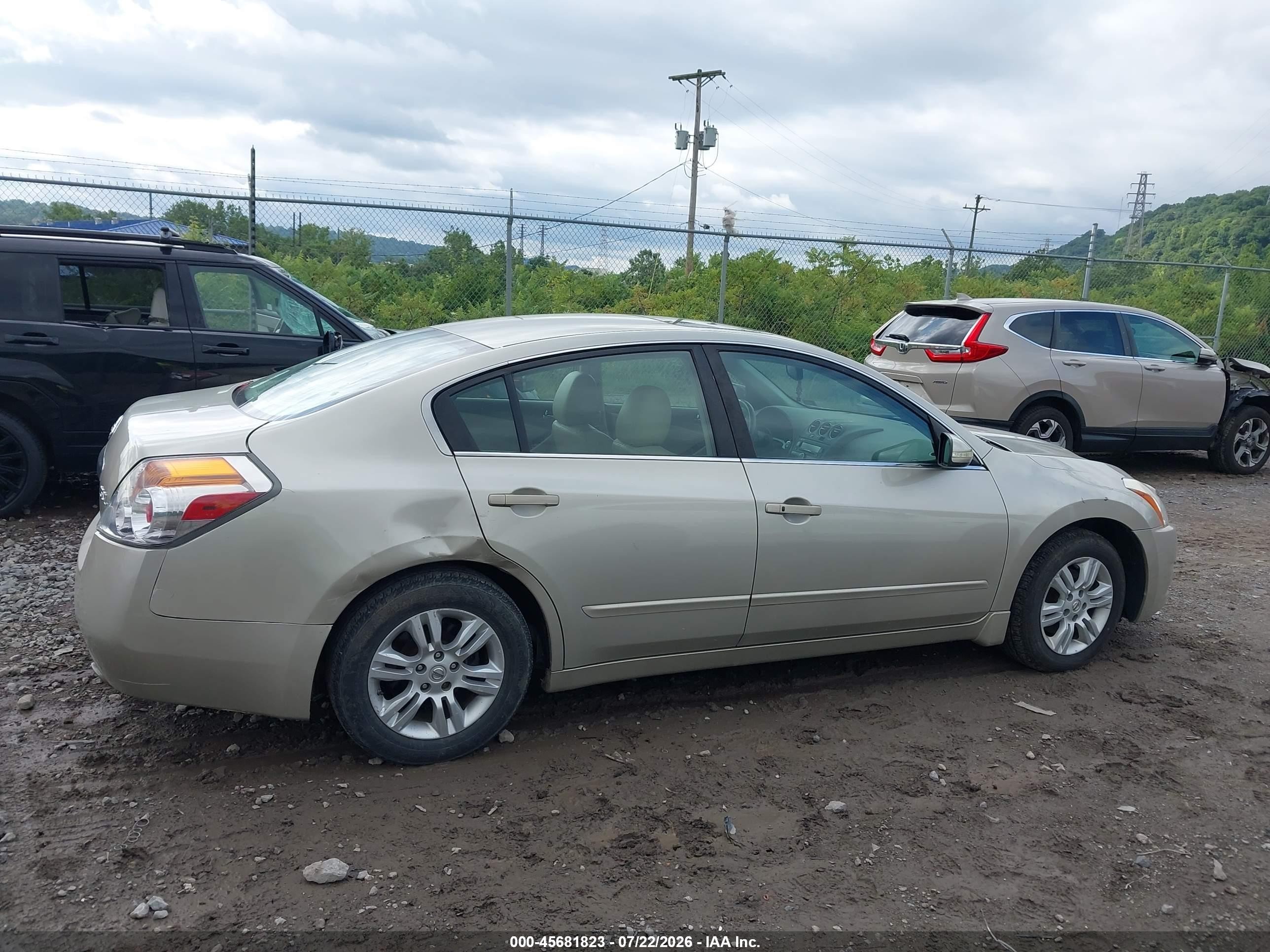2010 Nissan Altima 2.5 S Tan vin: 1N4AL2AP2AN430027