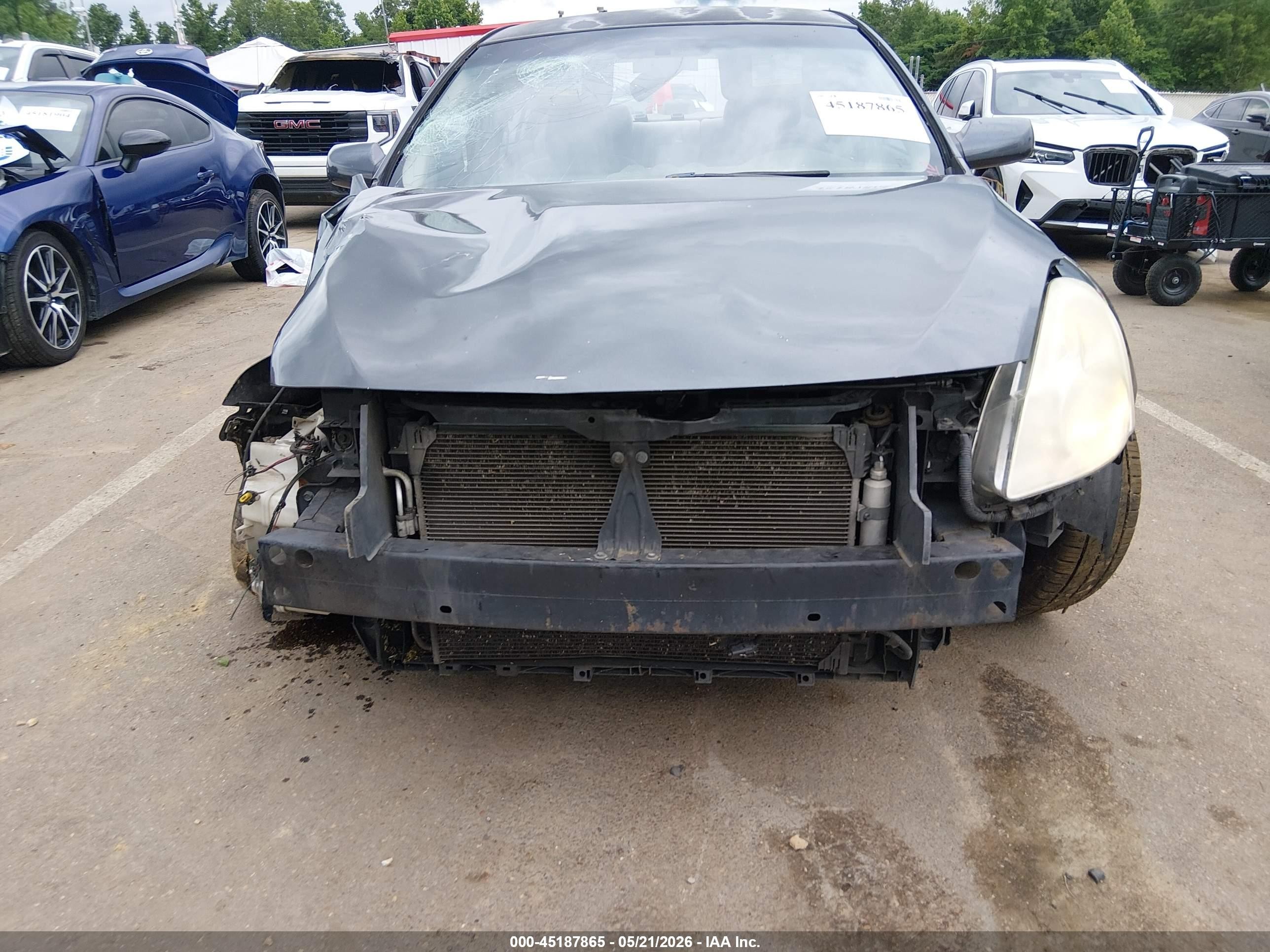 2010 Nissan Altima 2.5 S Серый vin: 1N4AL2AP2AN437947