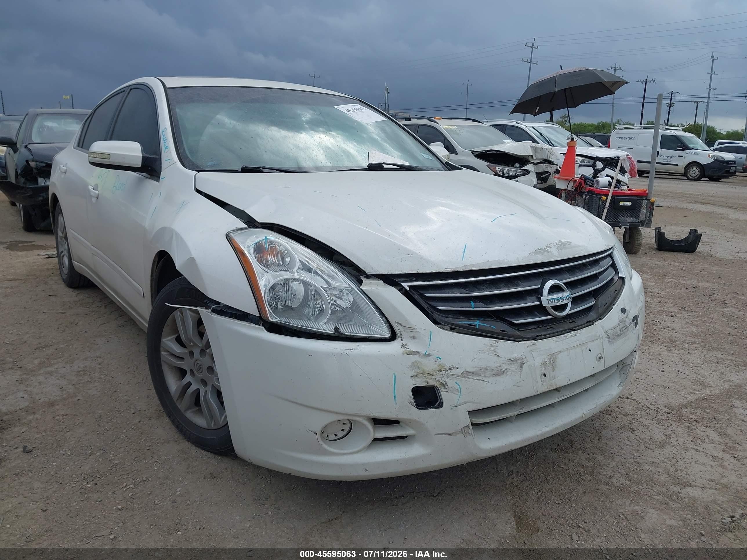 2010 Nissan Altima 2.5 S Белый vin: 1N4AL2AP2AN439116