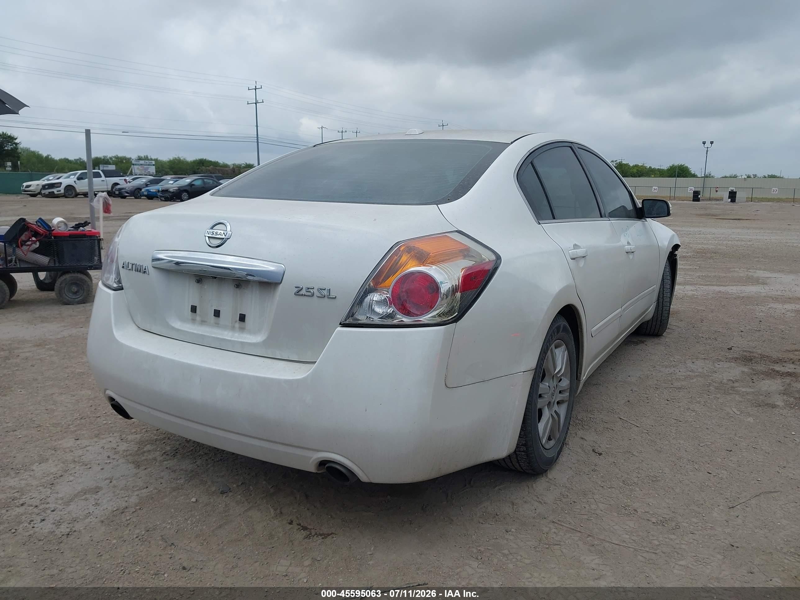 2010 Nissan Altima 2.5 S White vin: 1N4AL2AP2AN439116