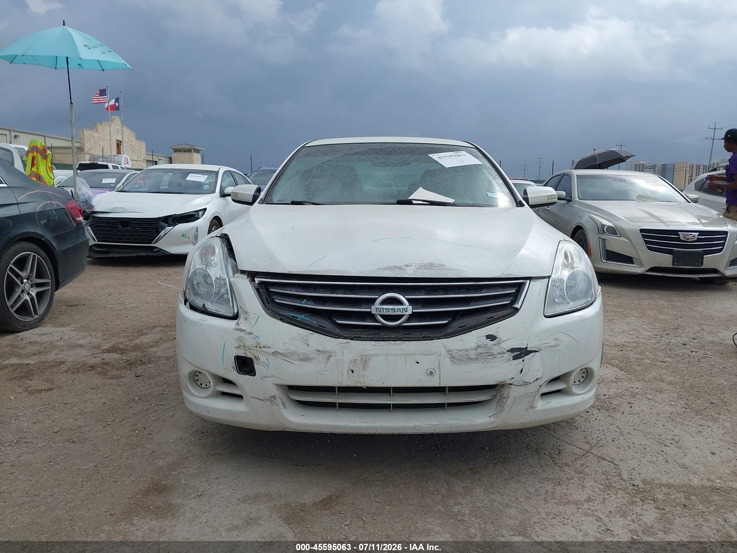 2010 Nissan Altima 2.5 S White vin: 1N4AL2AP2AN439116