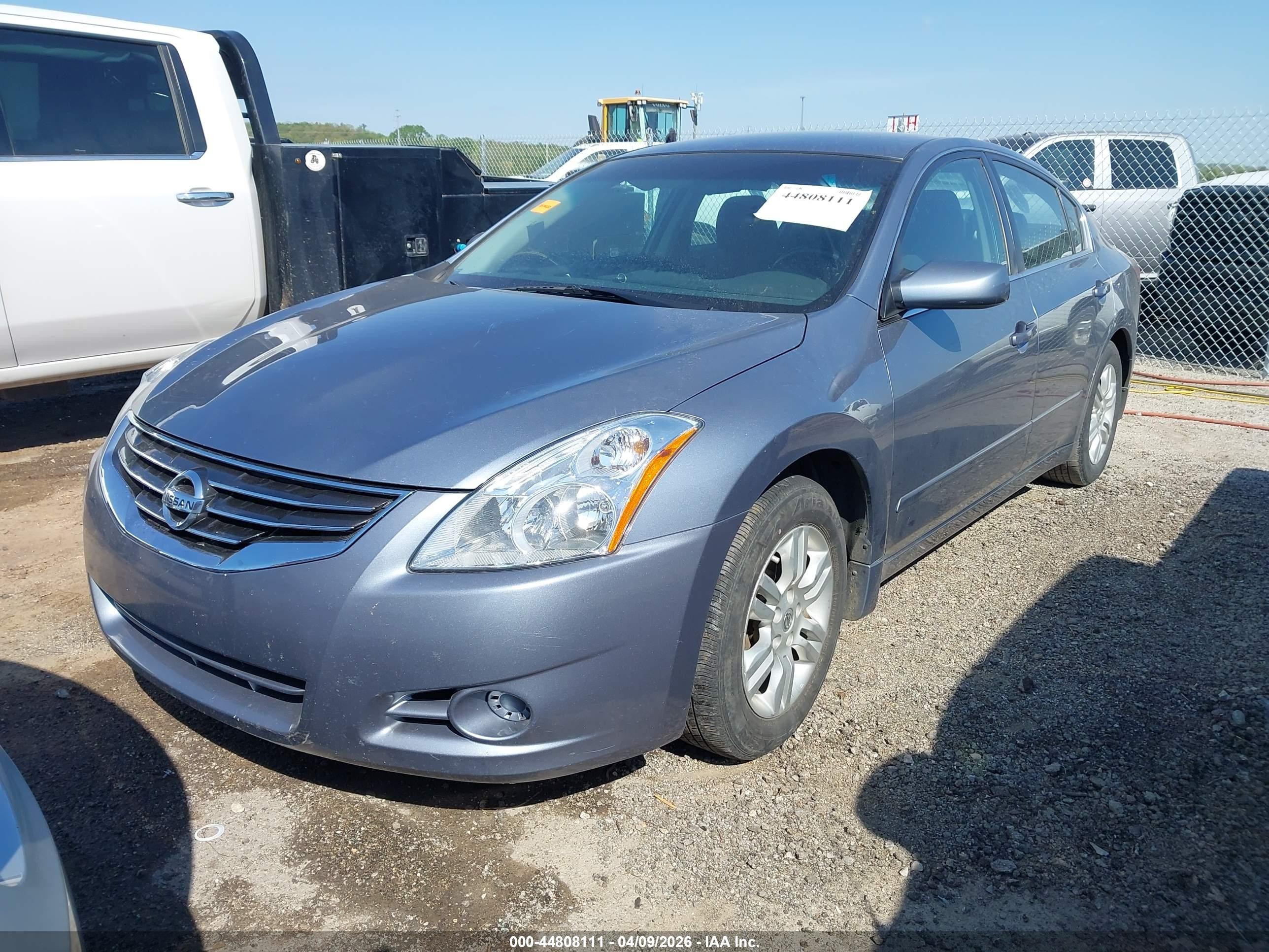 2010 Nissan Altima 2.5 S Серебряный vin: 1N4AL2AP2AN450780
