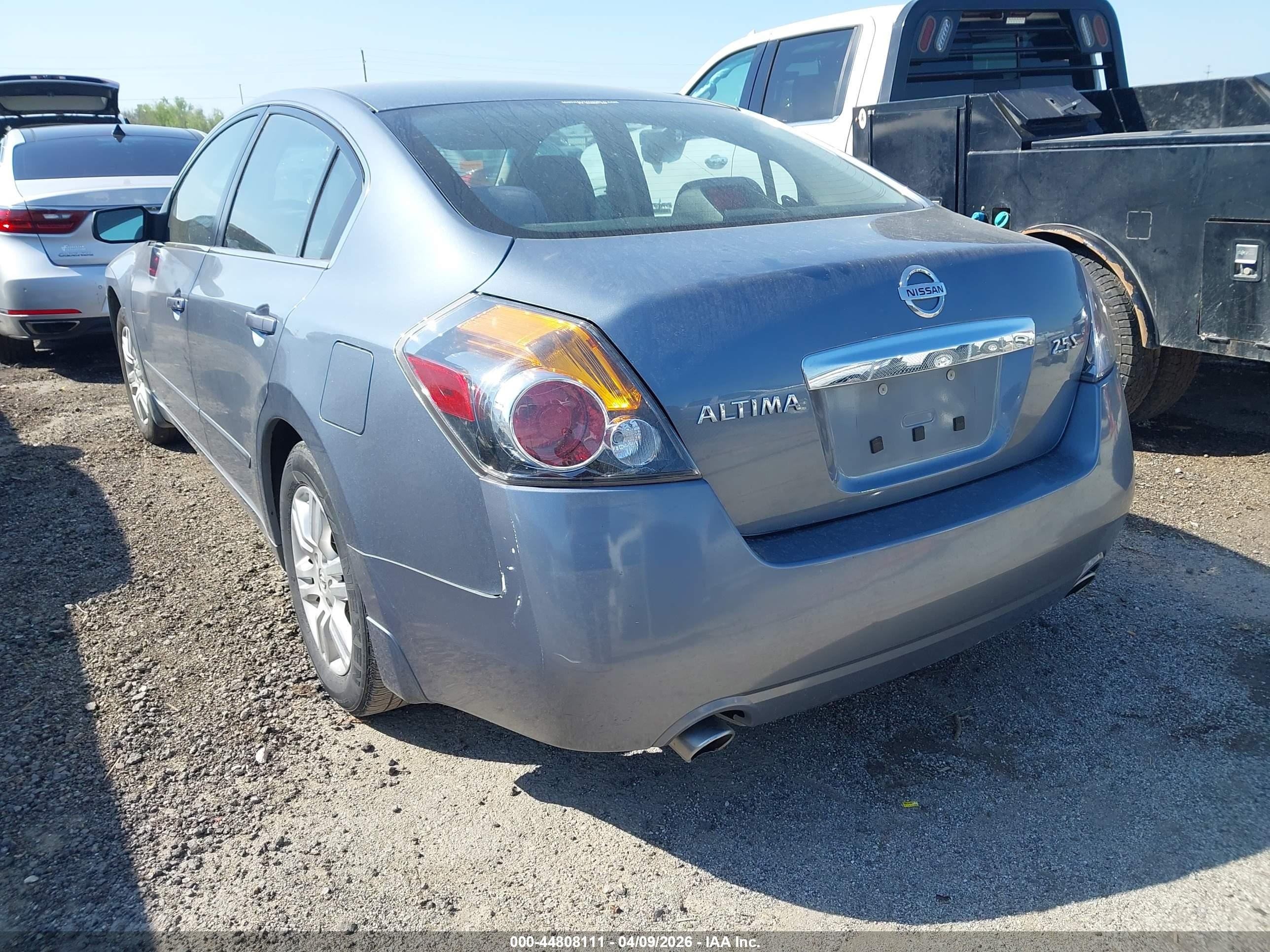 2010 Nissan Altima 2.5 S Серебряный vin: 1N4AL2AP2AN450780