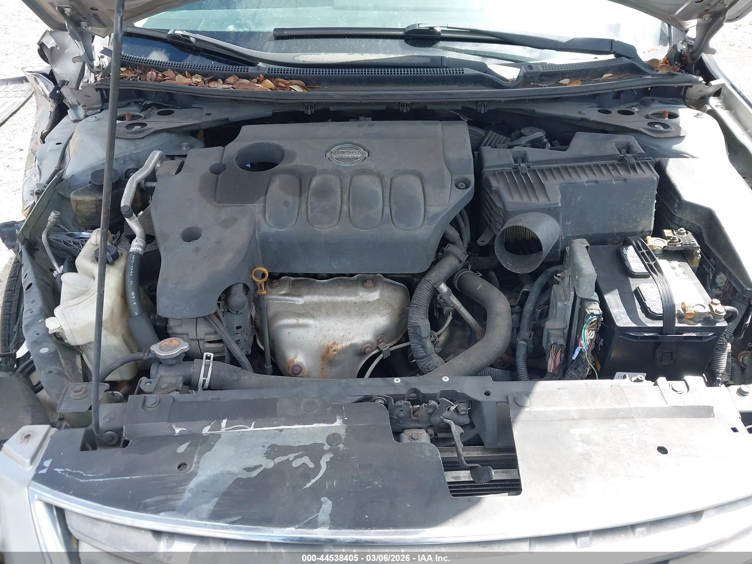 2010 Nissan Altima 2.5 S Серебряный vin: 1N4AL2AP2AN456417