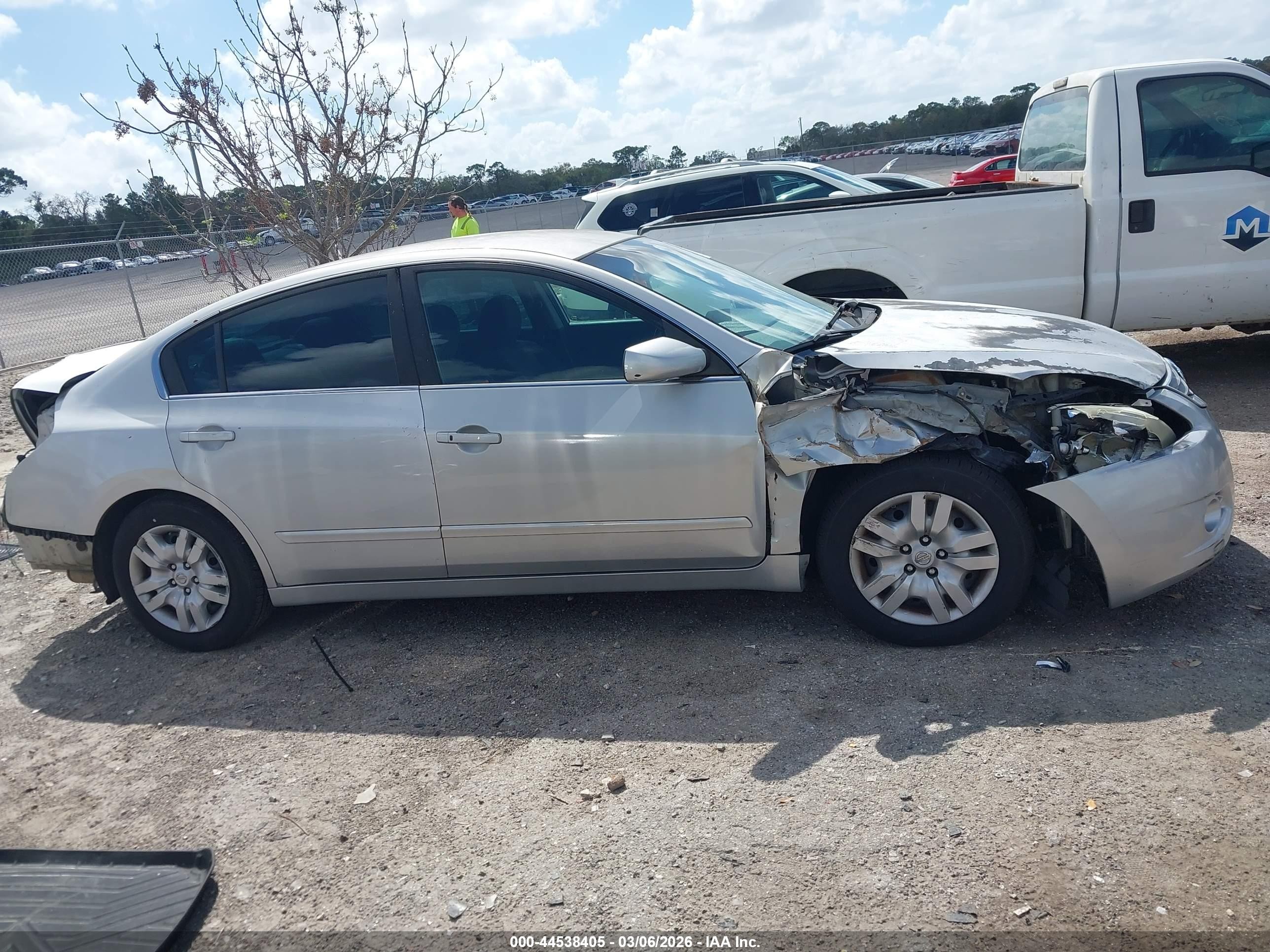 2010 Nissan Altima 2.5 S Серебряный vin: 1N4AL2AP2AN456417