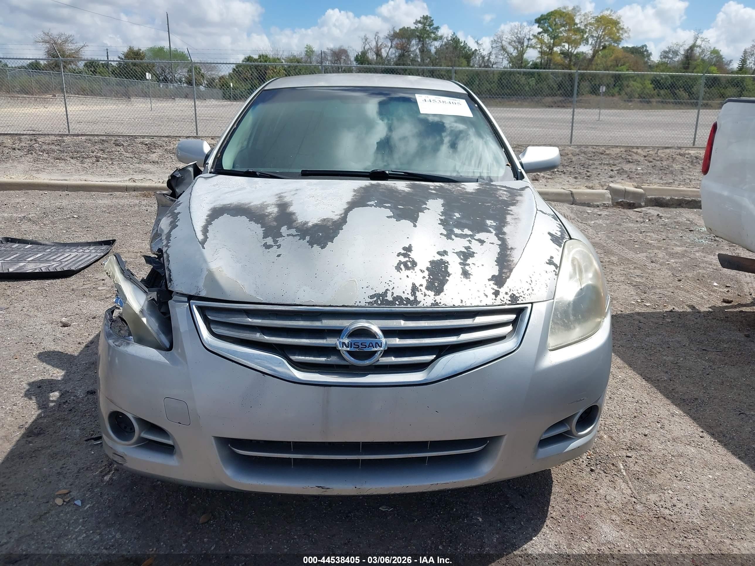 2010 Nissan Altima 2.5 S Серебряный vin: 1N4AL2AP2AN456417