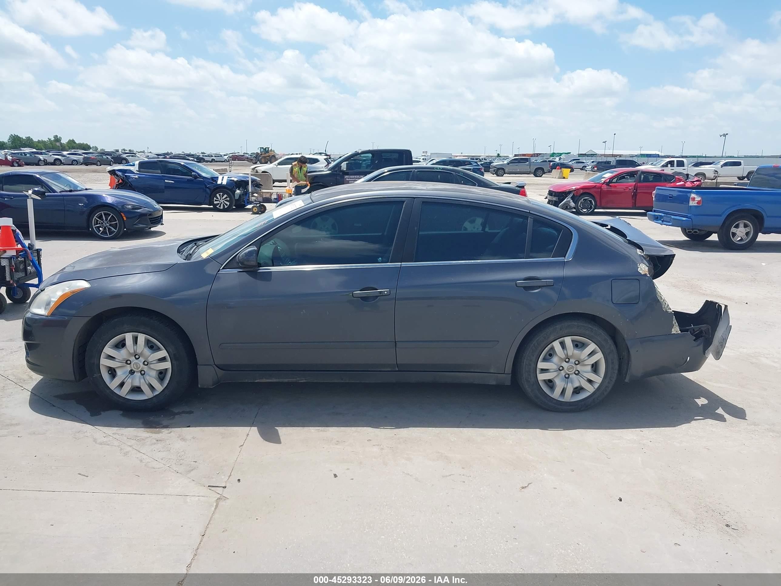 2010 Nissan Altima 2.5 S Серый vin: 1N4AL2AP2AN478188