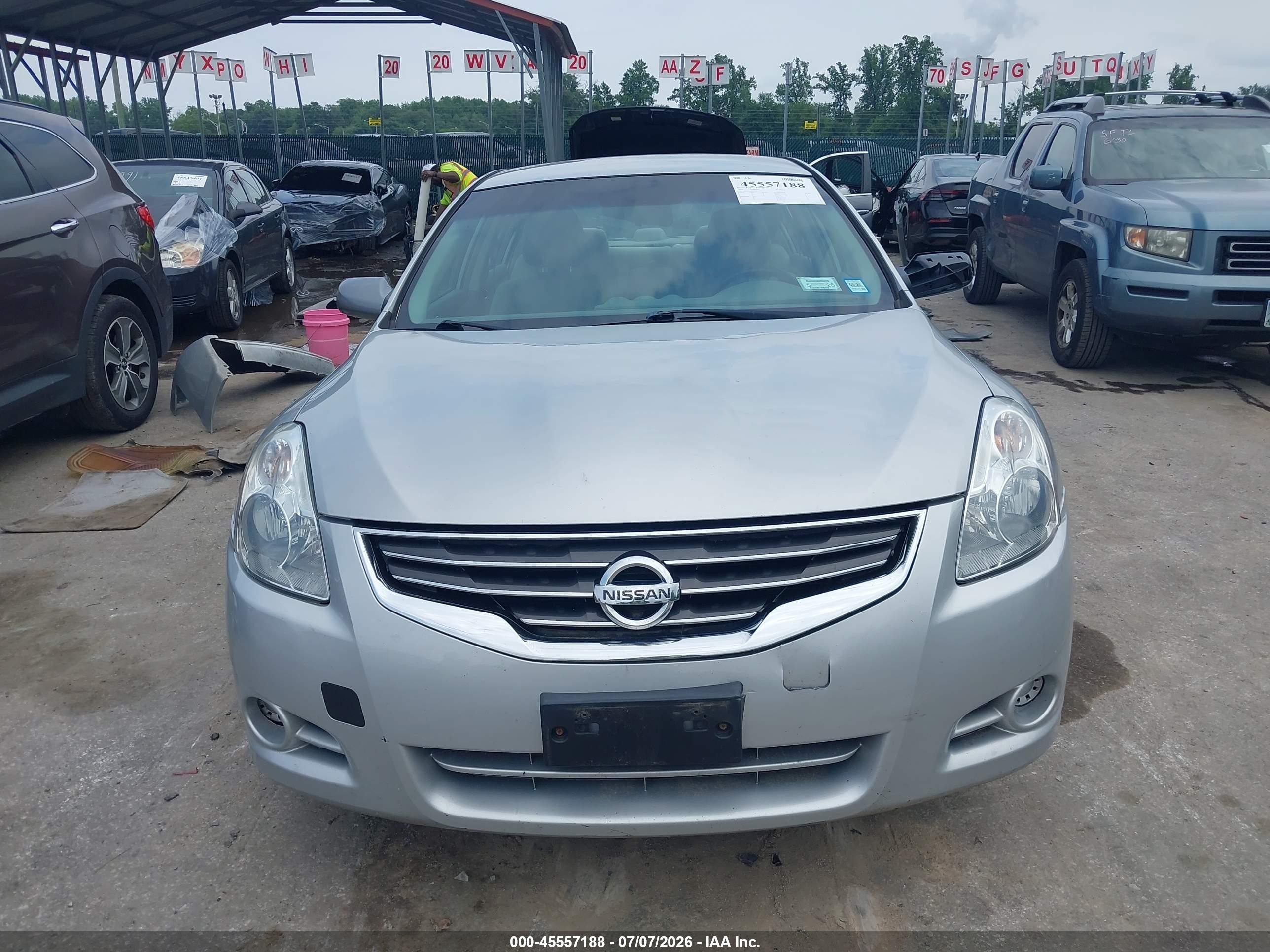 2010 Nissan Altima 2.5 Silver vin: 1N4AL2AP2AN484489
