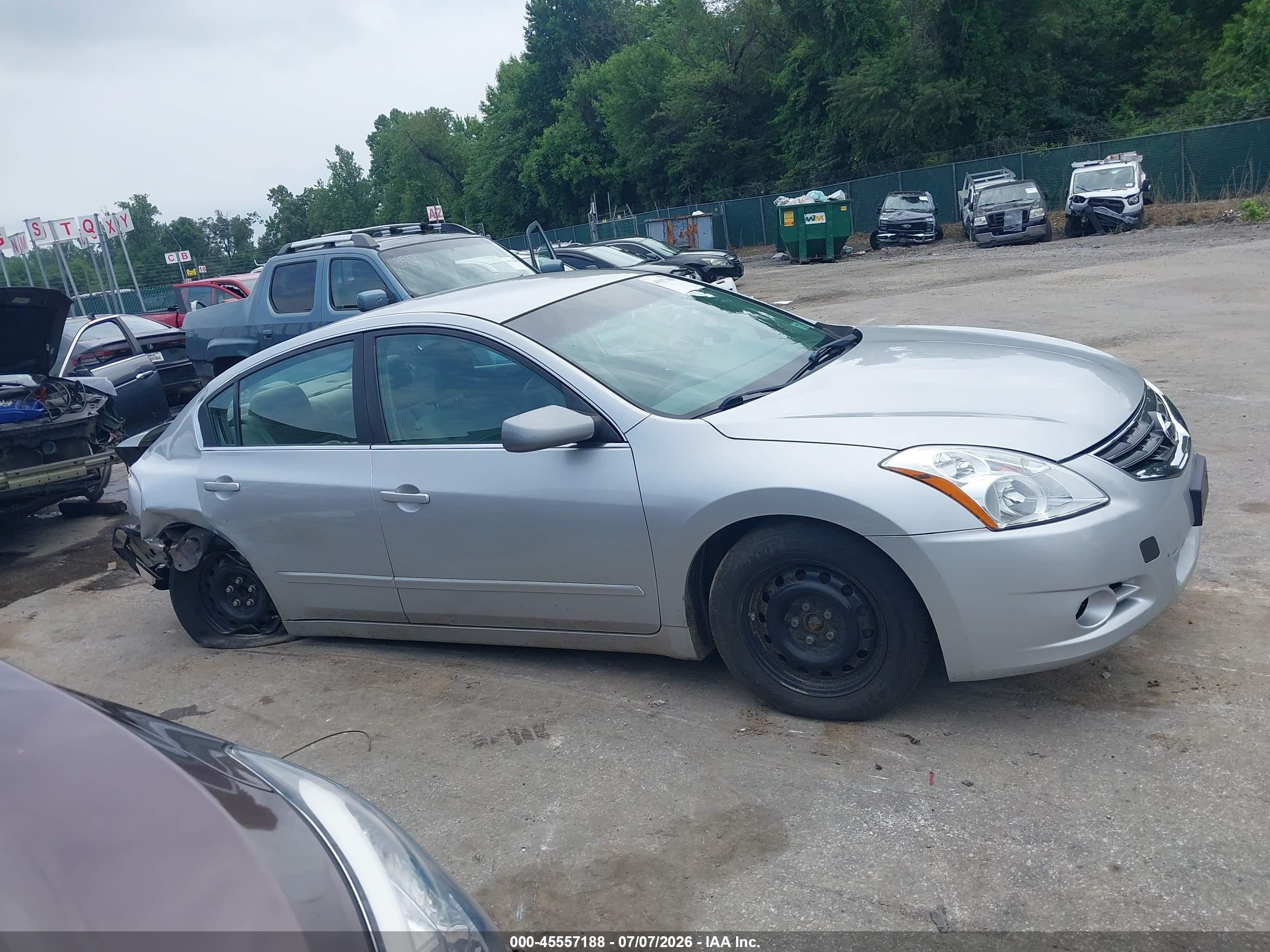2010 Nissan Altima 2.5 Silver vin: 1N4AL2AP2AN484489