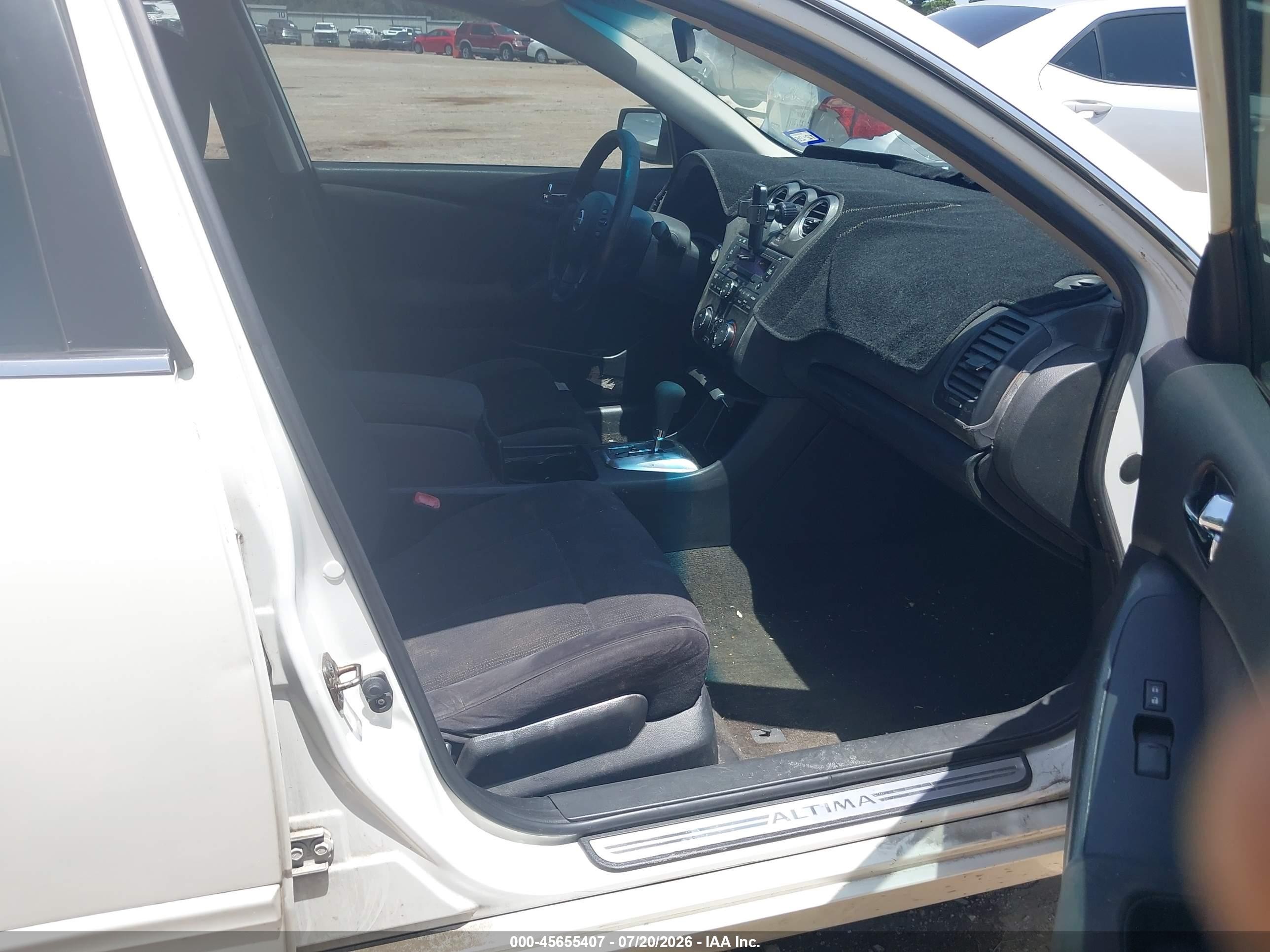 2010 Nissan Altima 2.5 S White vin: 1N4AL2AP2AN489711