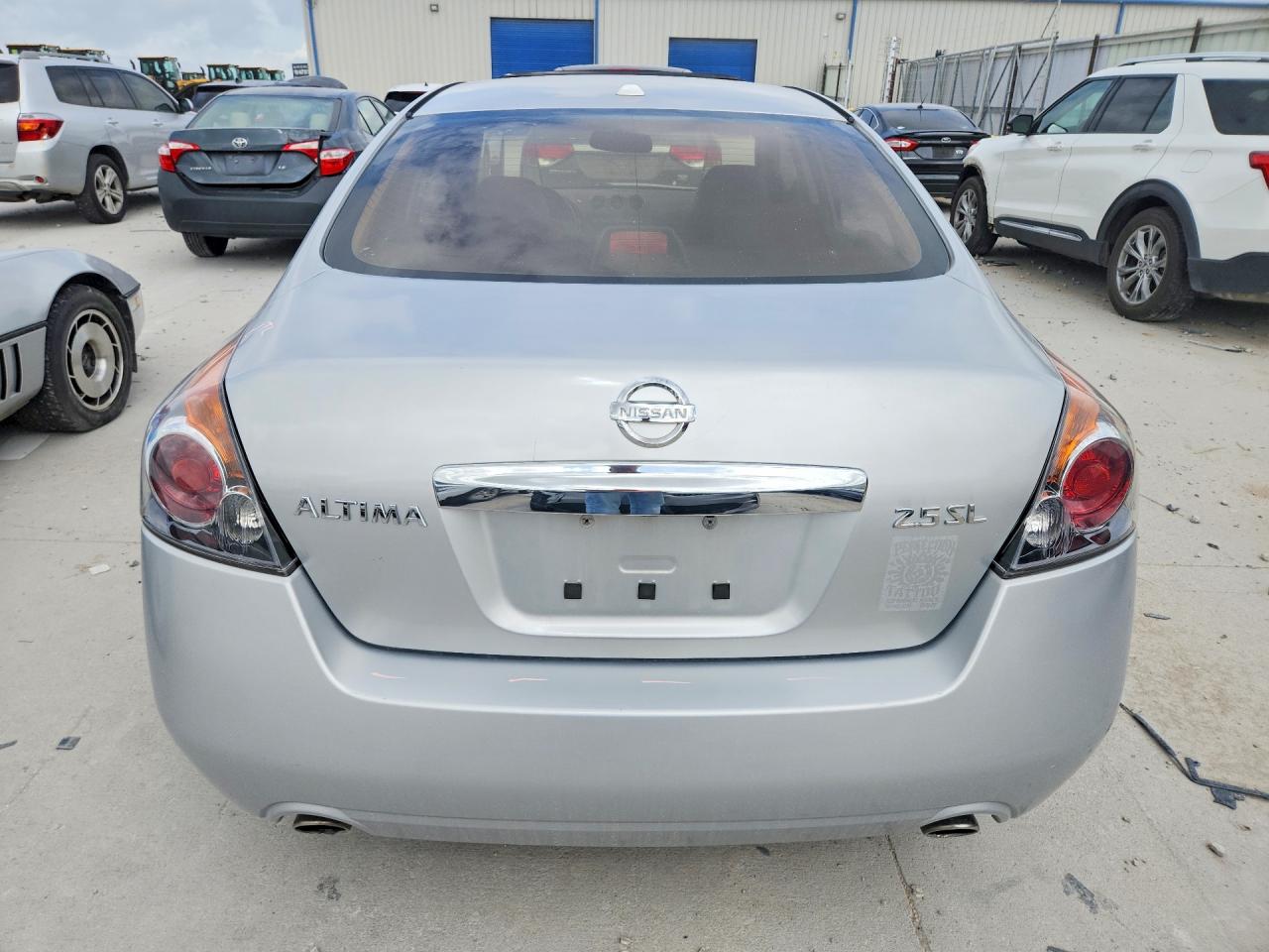 2010 Nissan Altima 2.5 Серебряный vin: 1N4AL2AP2AN493824