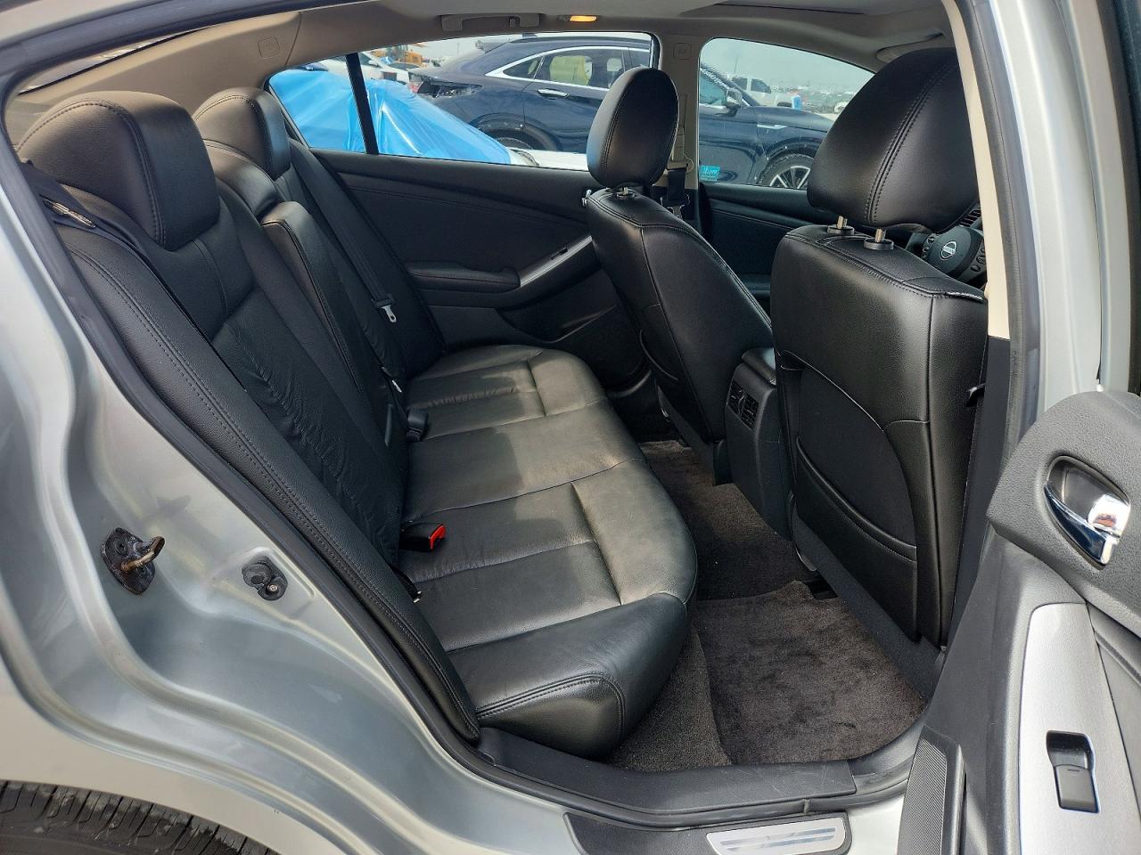 2010 Nissan Altima 2.5 Серебряный vin: 1N4AL2AP2AN493824
