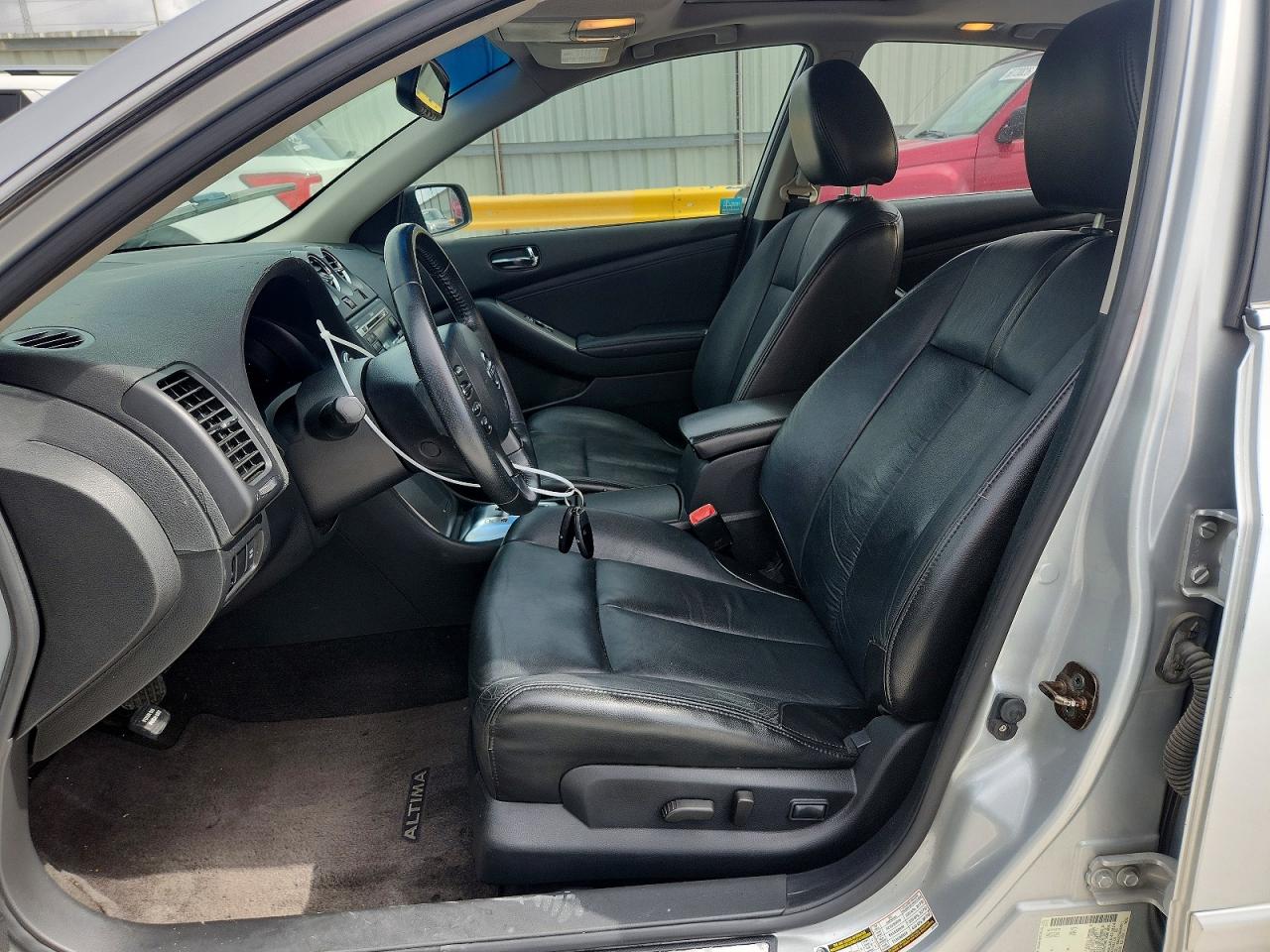 2010 Nissan Altima 2.5 Серебряный vin: 1N4AL2AP2AN493824
