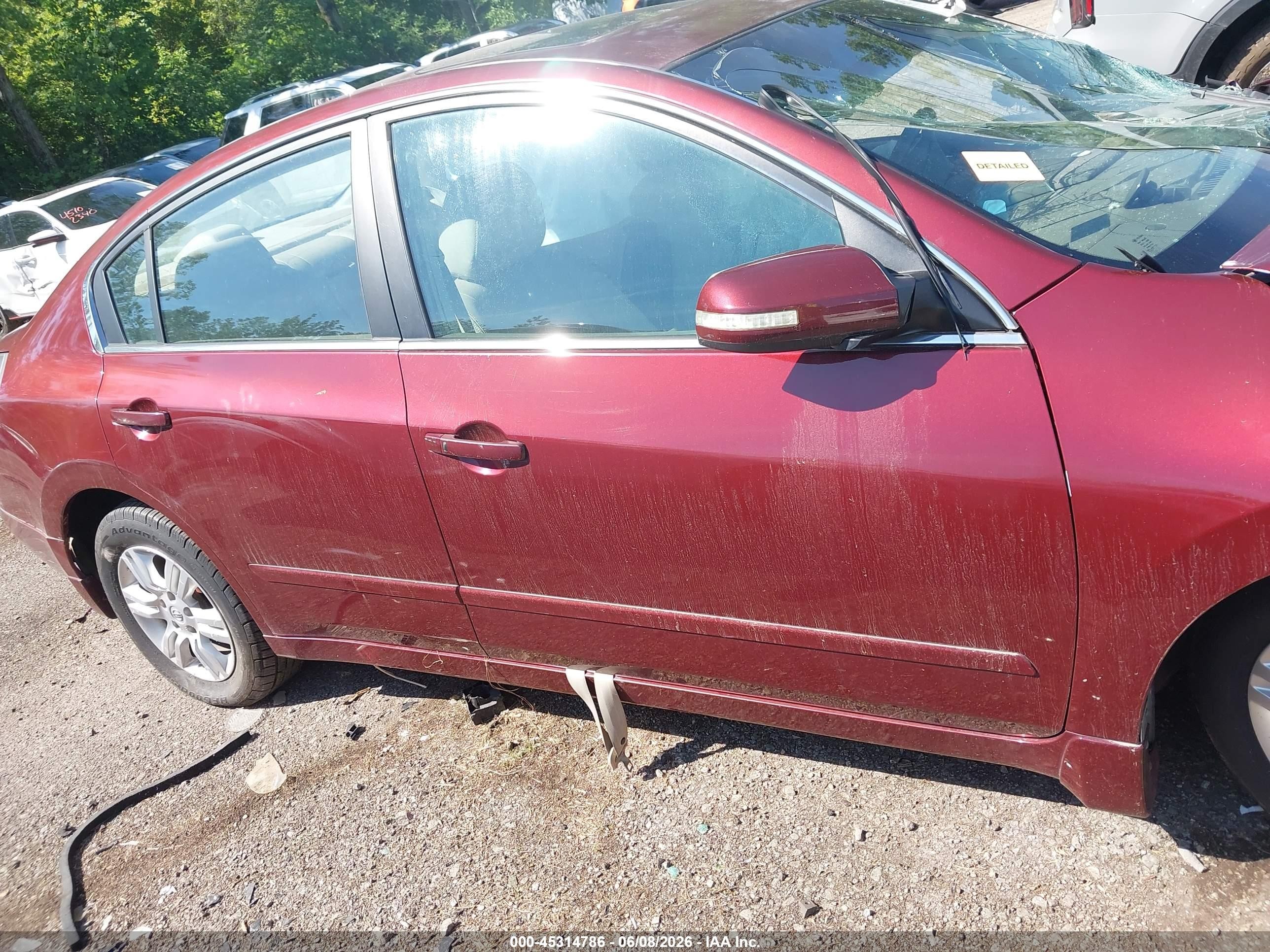 2010 Nissan Altima 2.5 S Burgundy vin: 1N4AL2AP2AN494052