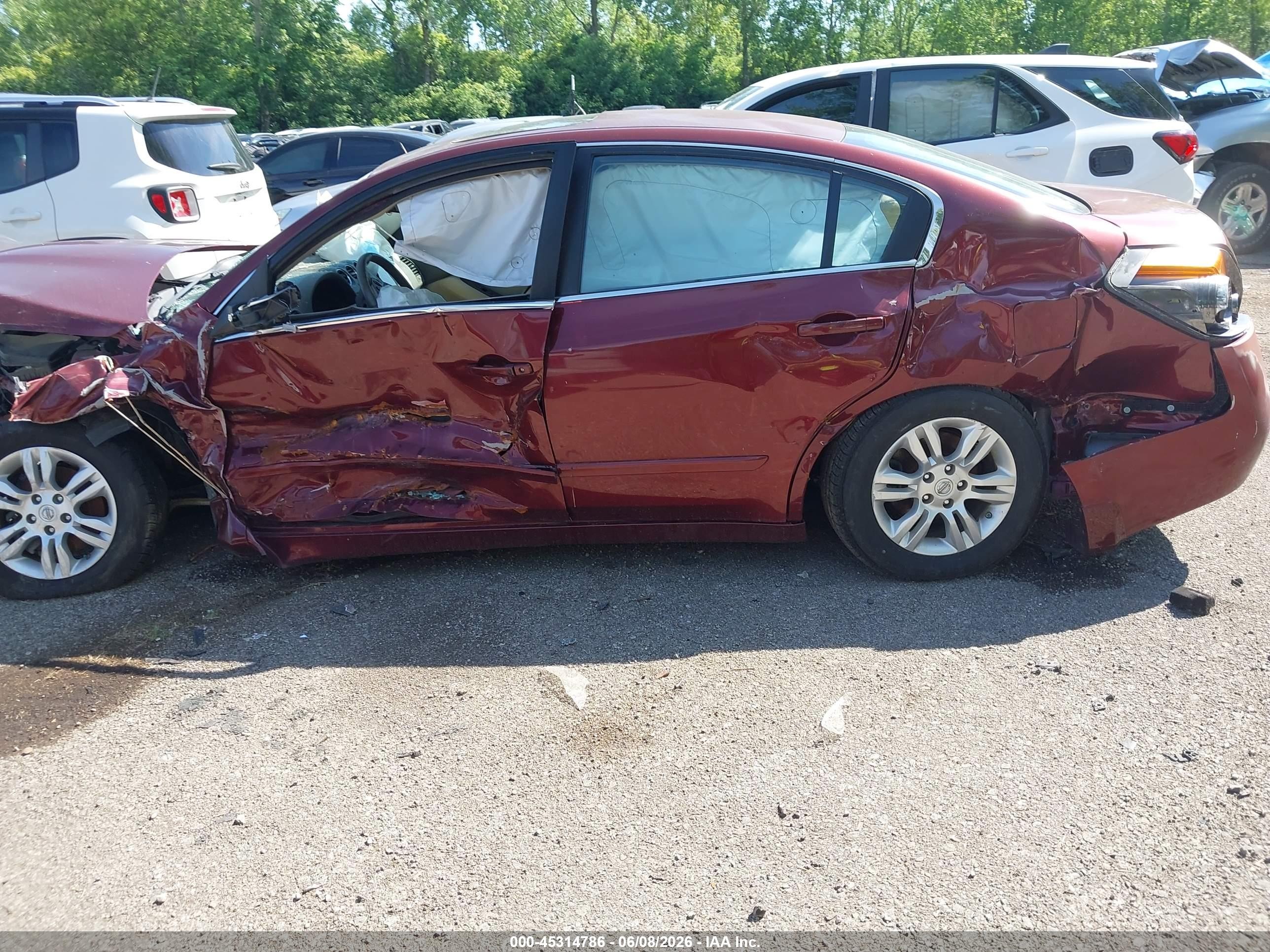 2010 Nissan Altima 2.5 S Burgundy vin: 1N4AL2AP2AN494052