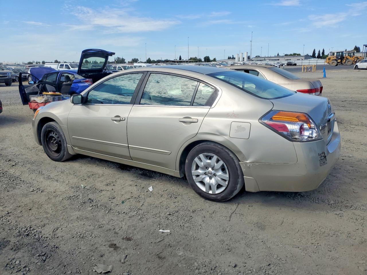 2010 Nissan Altima 2.5 Gold vin: 1N4AL2AP2AN516308