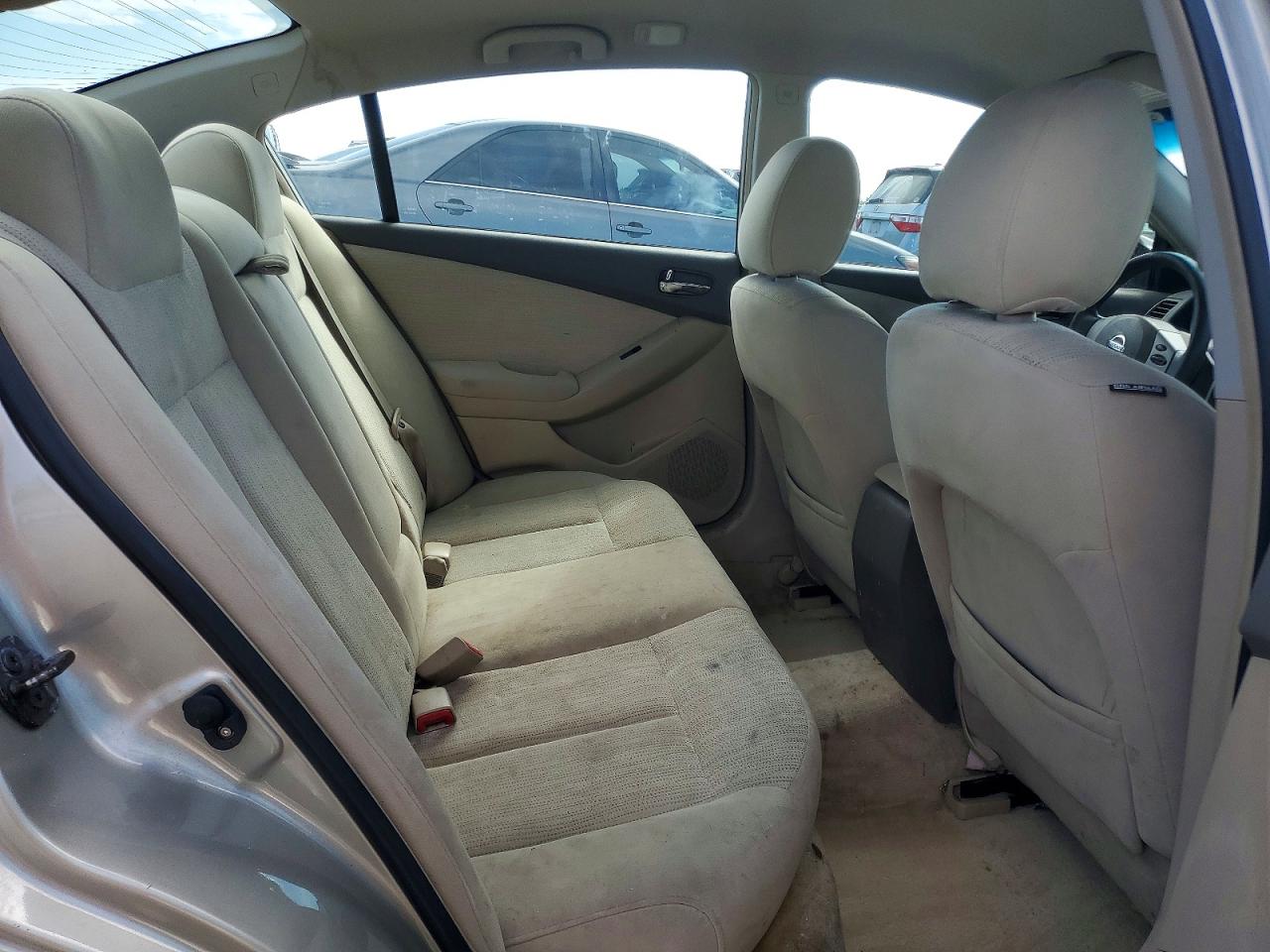 2010 Nissan Altima 2.5 Gold vin: 1N4AL2AP2AN516308
