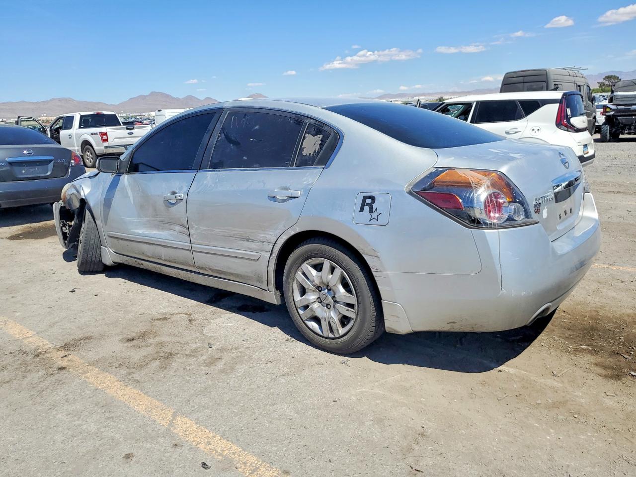 2010 Nissan Altima Silver vin: 1N4AL2AP2AN528474