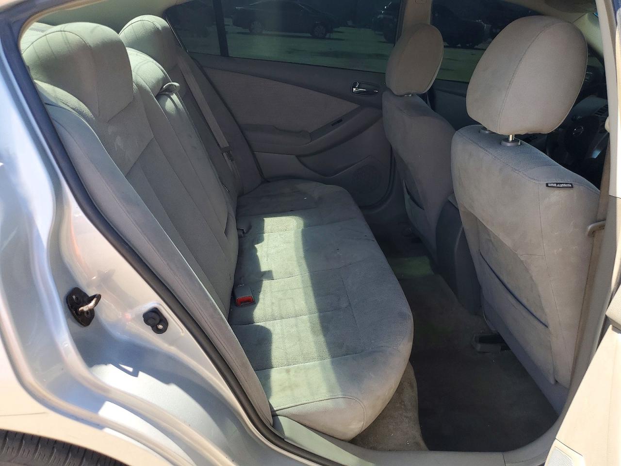 2010 Nissan Altima Silver vin: 1N4AL2AP2AN528474
