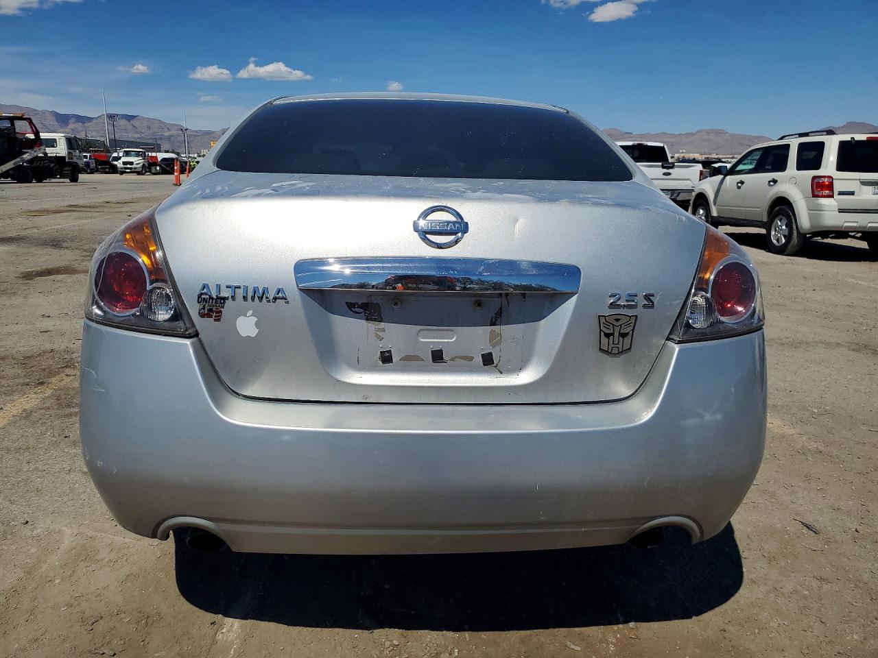 2010 Nissan Altima Silver vin: 1N4AL2AP2AN528474