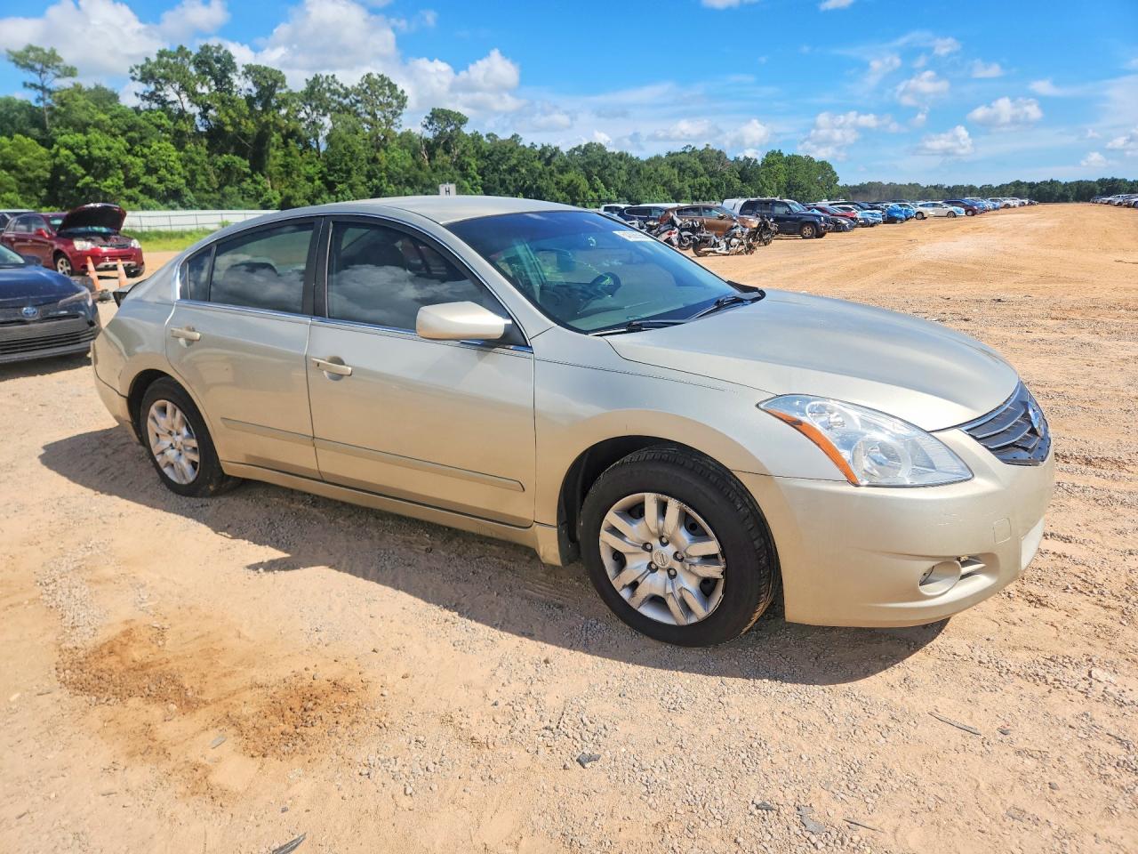 2010 Nissan Altima 2.5 Gold vin: 1N4AL2AP2AN529687