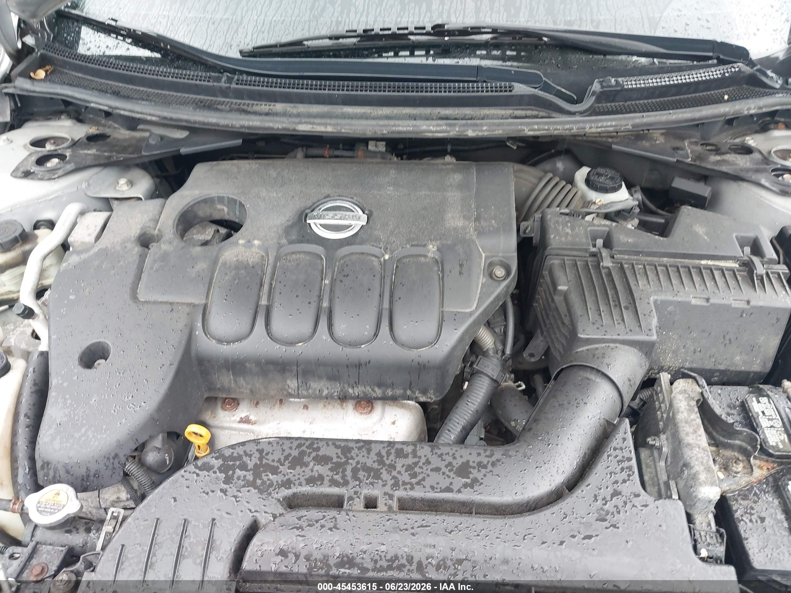 2010 Nissan Altima 2.5 S Silver vin: 1N4AL2AP2AN565668
