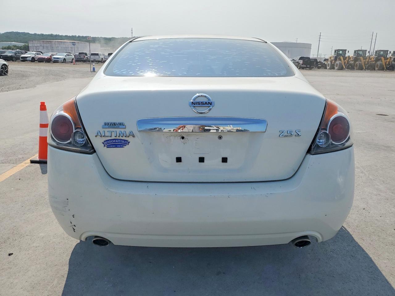 2011 Nissan Altima 2.5 White vin: 1N4AL2AP2BC129402