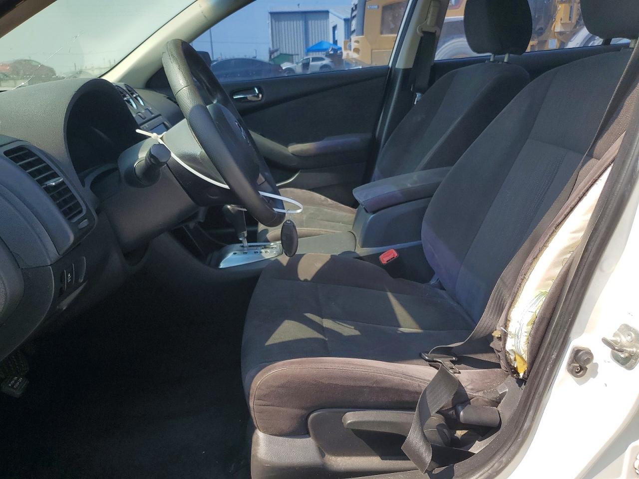 2011 Nissan Altima 2.5 White vin: 1N4AL2AP2BC129402
