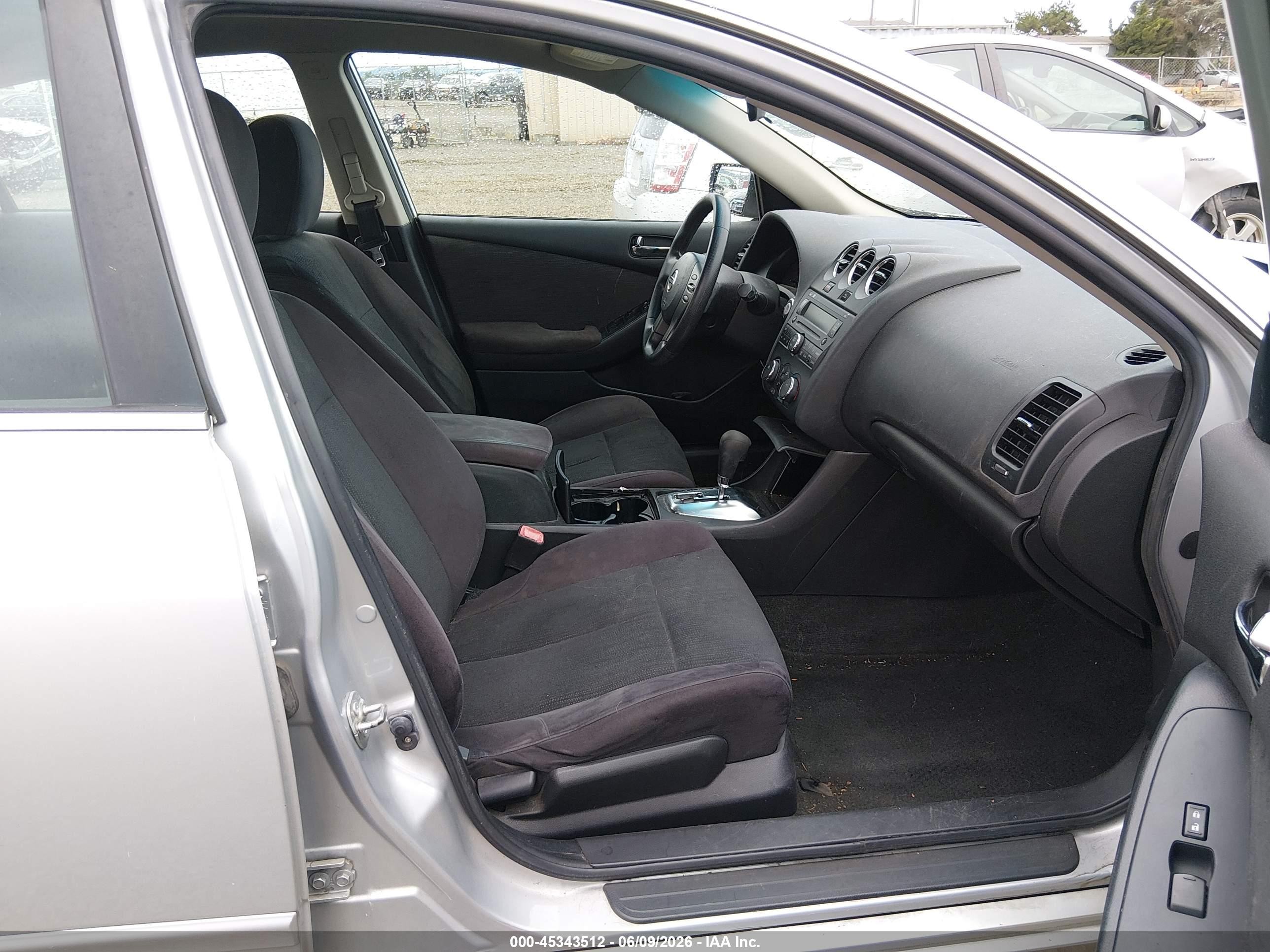 2011 Nissan Altima 2.5 S Silver vin: 1N4AL2AP2BC137869
