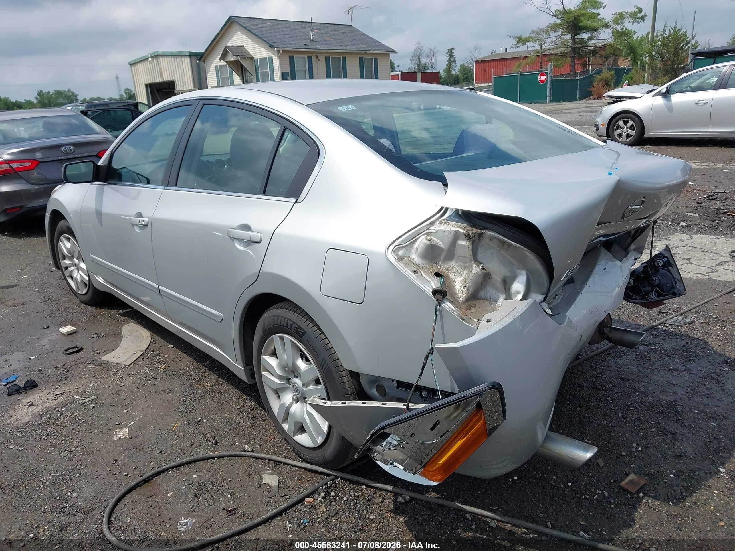 2011 Nissan Altima 2.5 S Silver vin: 1N4AL2AP2BC162884