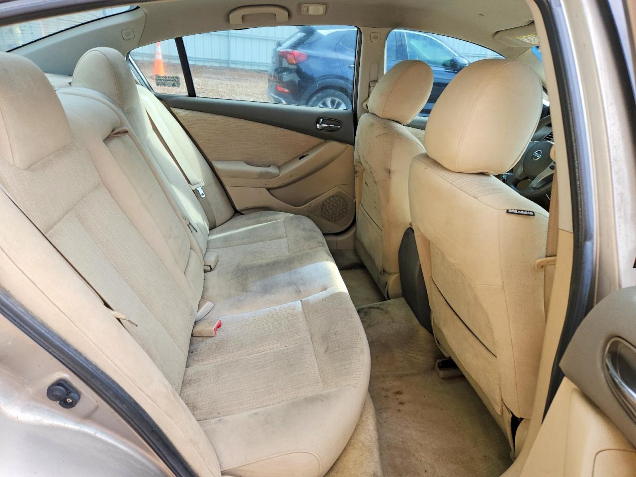2011 Nissan Altima 2.5 Tan vin: 1N4AL2AP2BC177160