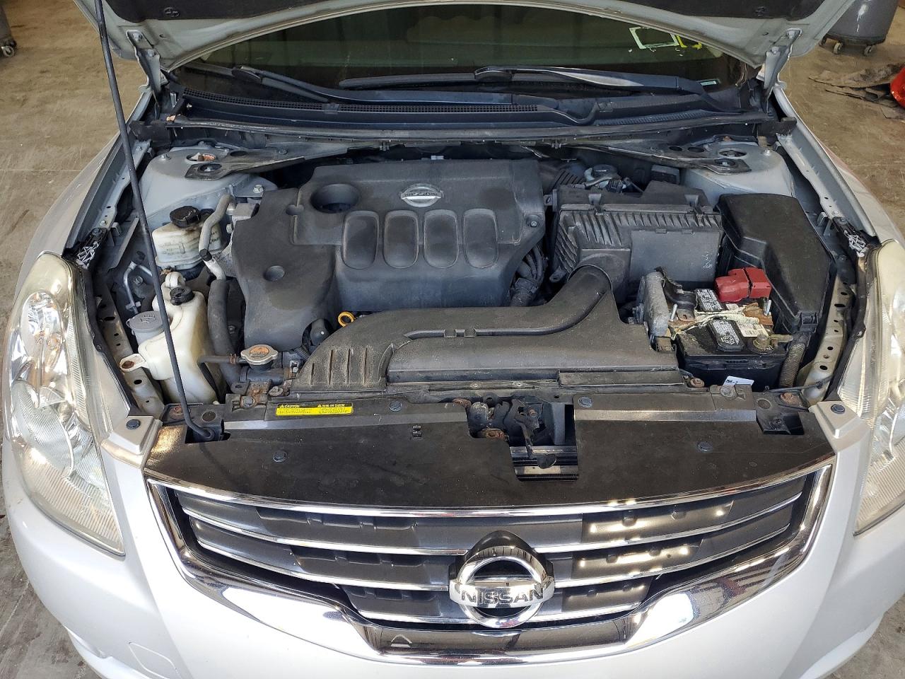 2011 Nissan Altima 2.5 Silver vin: 1N4AL2AP2BN416551