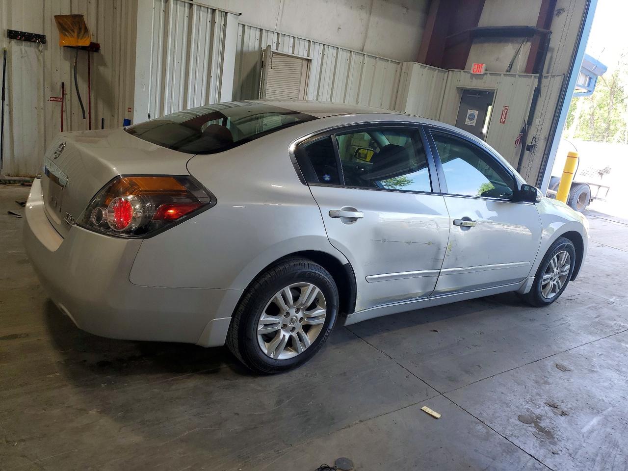 2011 Nissan Altima 2.5 Silver vin: 1N4AL2AP2BN416551