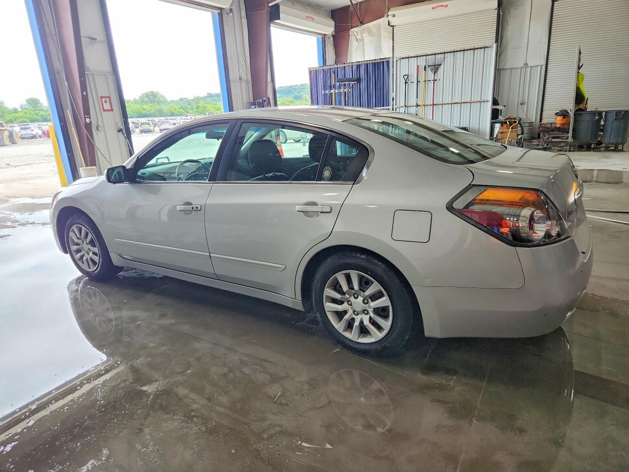 2011 Nissan Altima 2.5 Silver vin: 1N4AL2AP2BN418719
