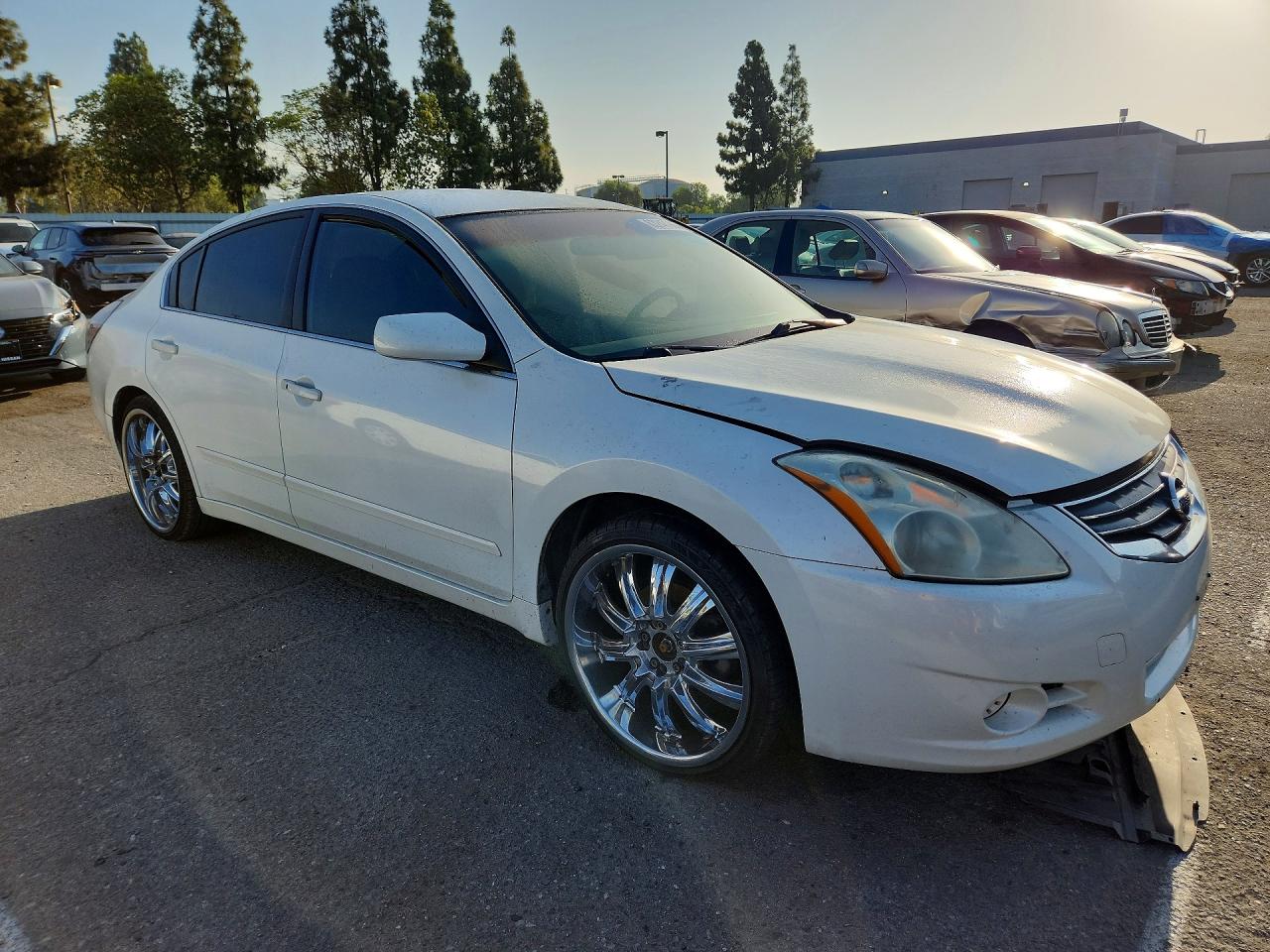 2011 Nissan Altima 2.5 Белый vin: 1N4AL2AP2BN490620