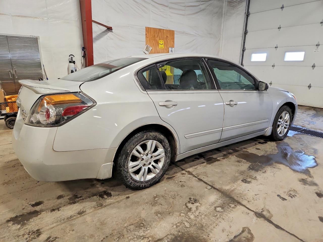 2011 Nissan Altima 2.5 Silver vin: 1N4AL2AP2BN504953