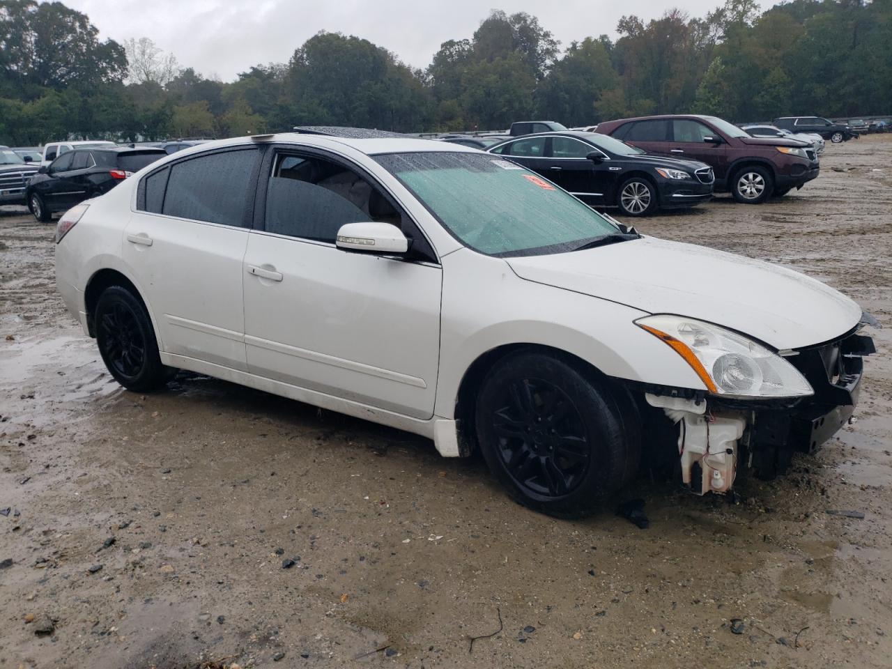 2011 Nissan Altima Base Белый vin: 1N4AL2AP2BN509036