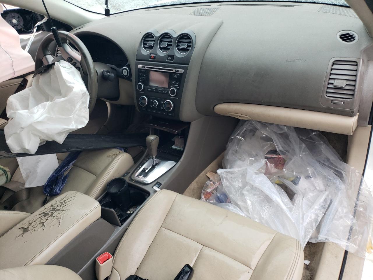 2011 Nissan Altima Base Белый vin: 1N4AL2AP2BN509036